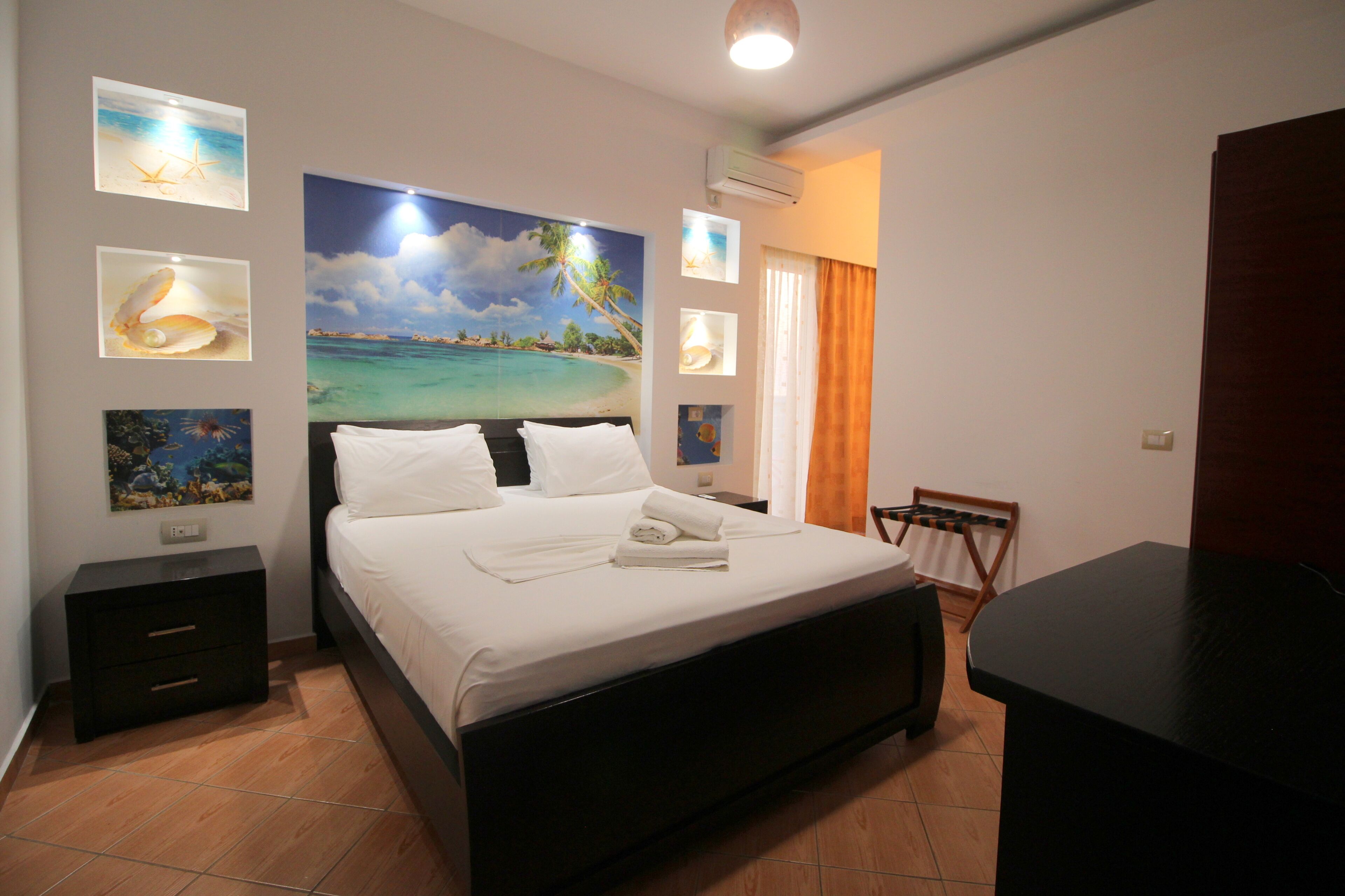 Oskar Hotel