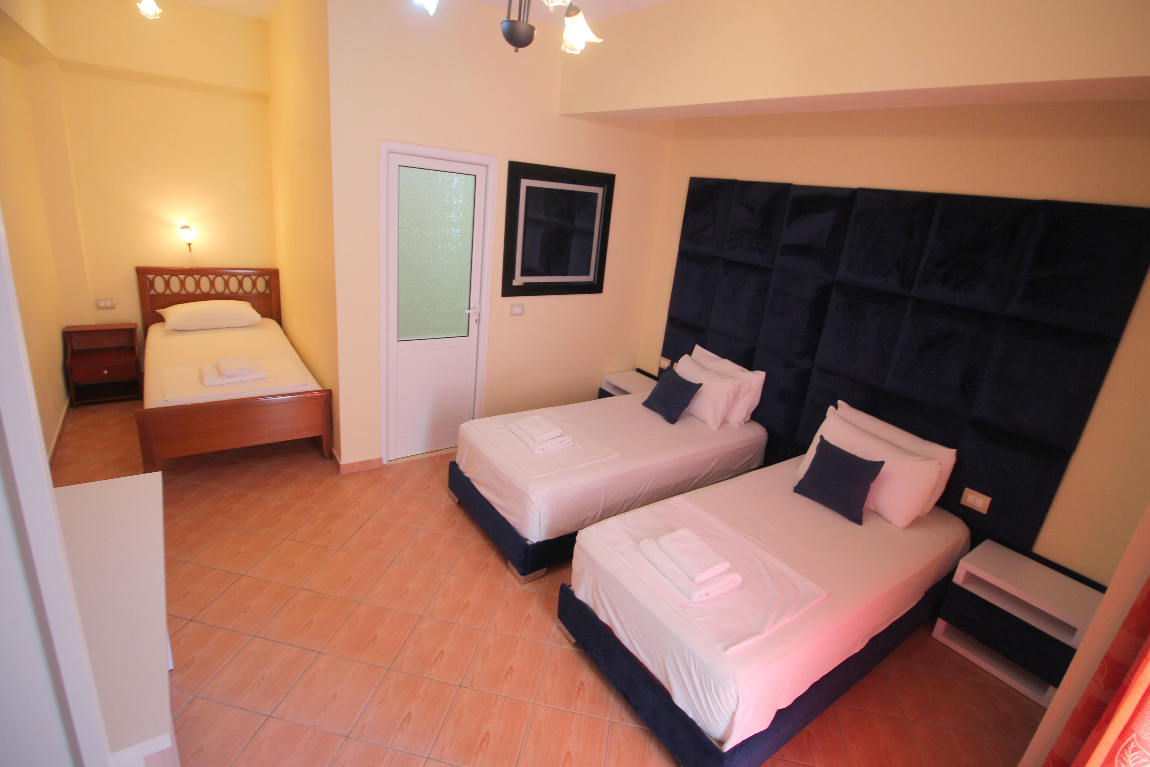 Oskar Hotel