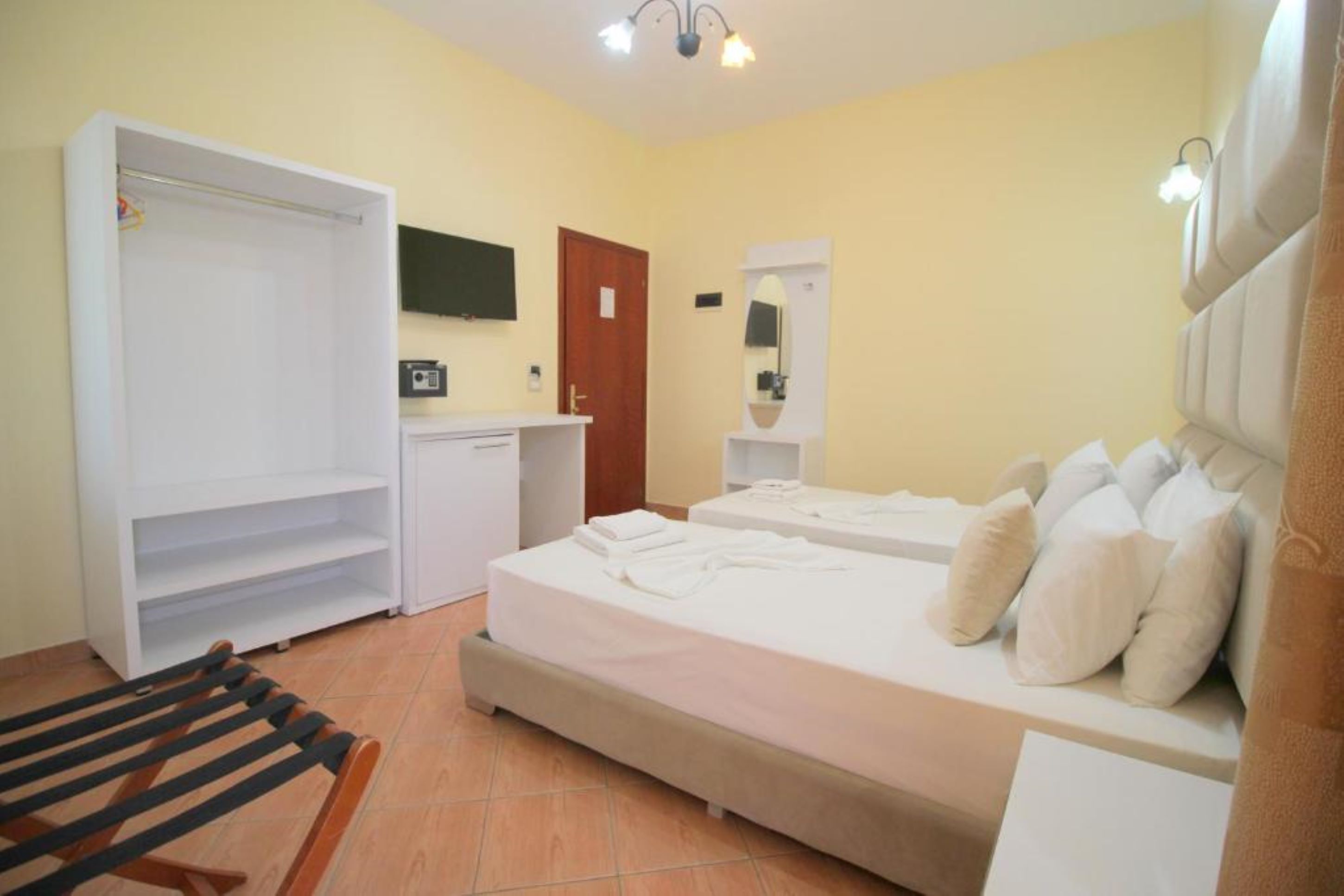 Oskar Hotel