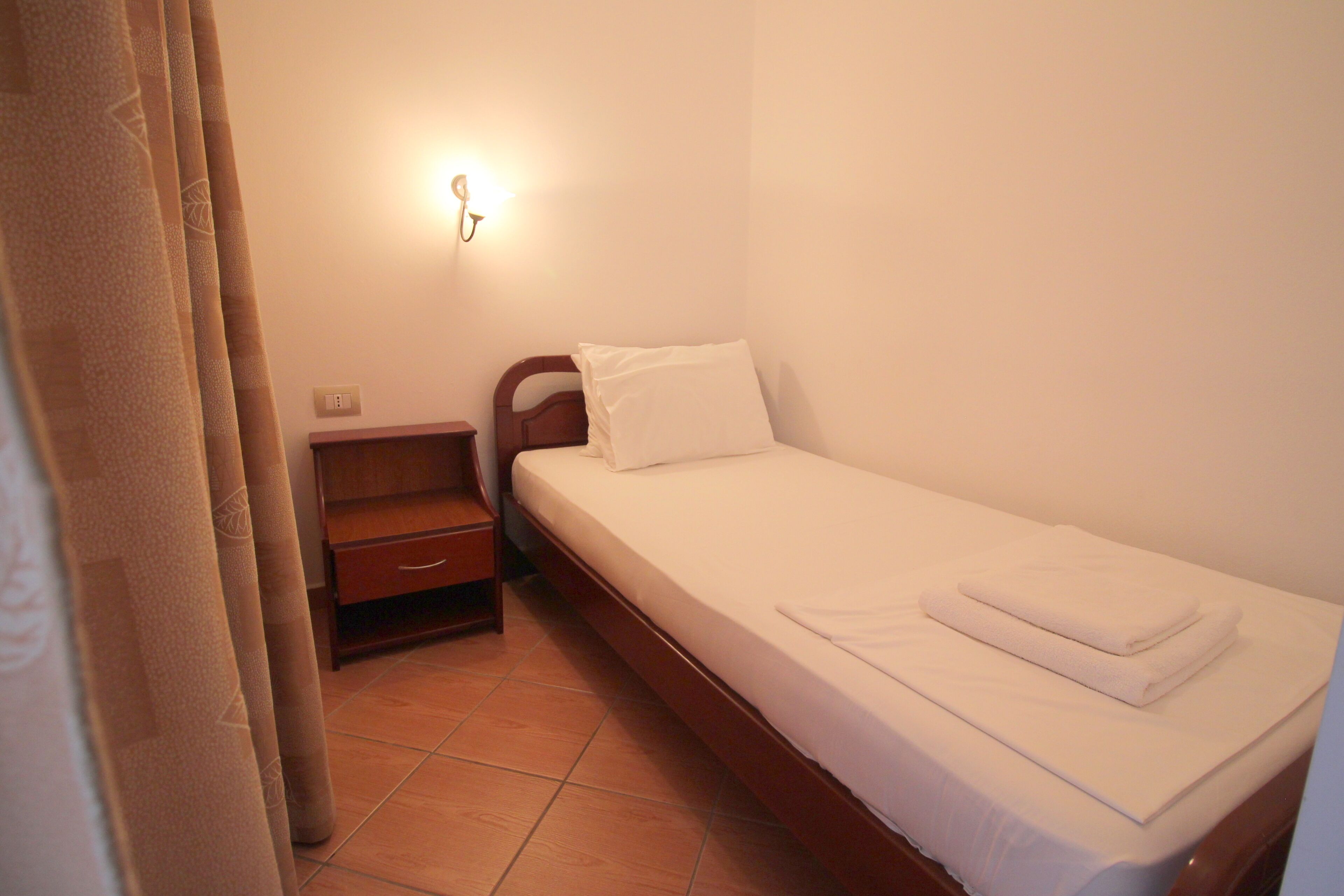 Oskar Hotel