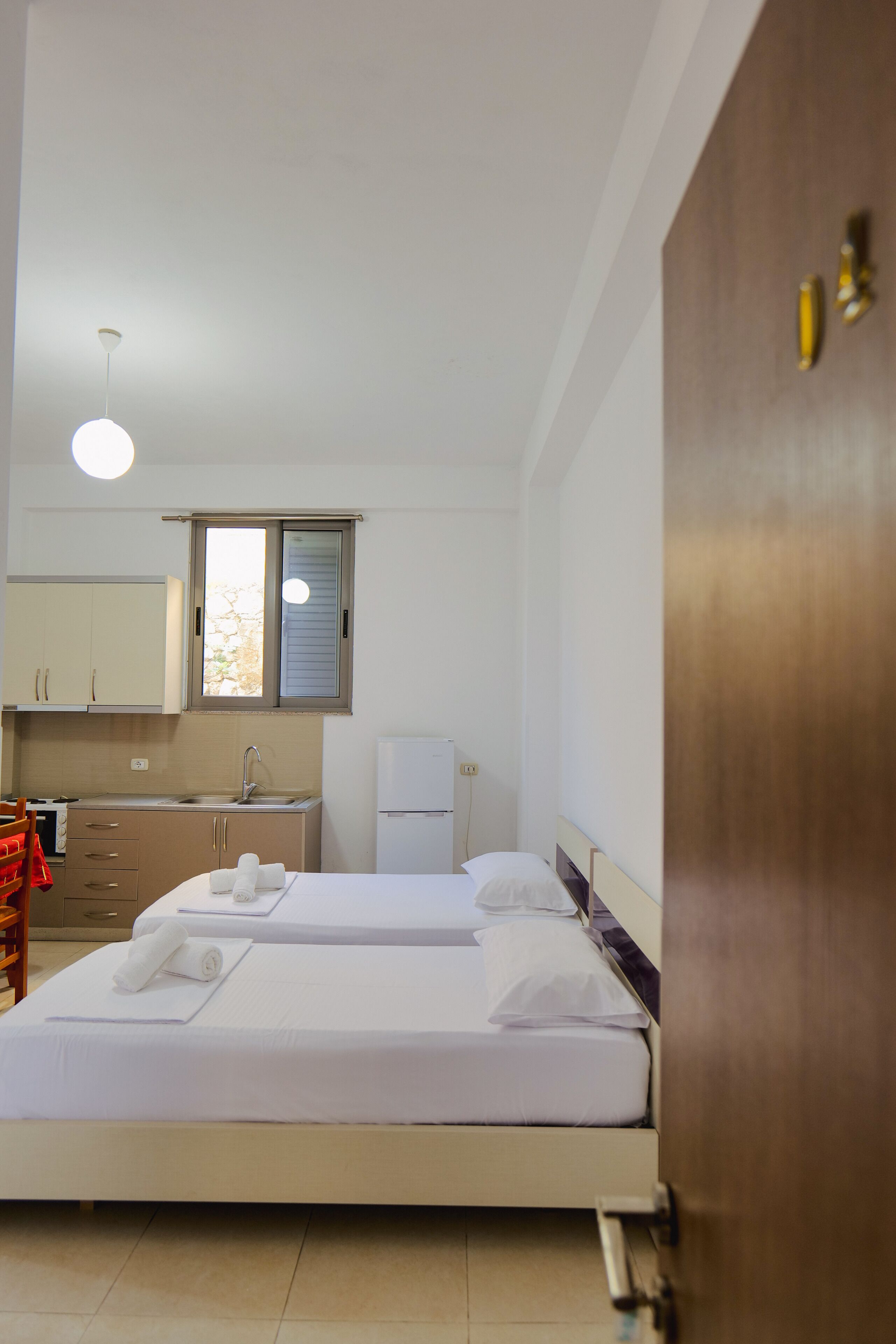 Summer Kiss Hotel