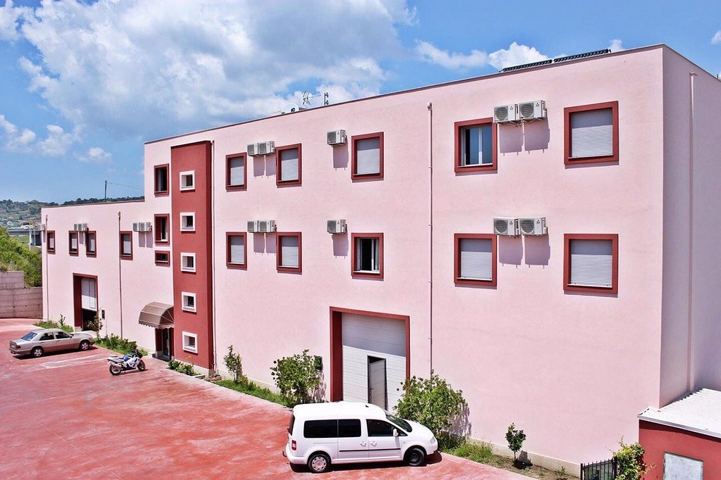 Aurelis Hotel