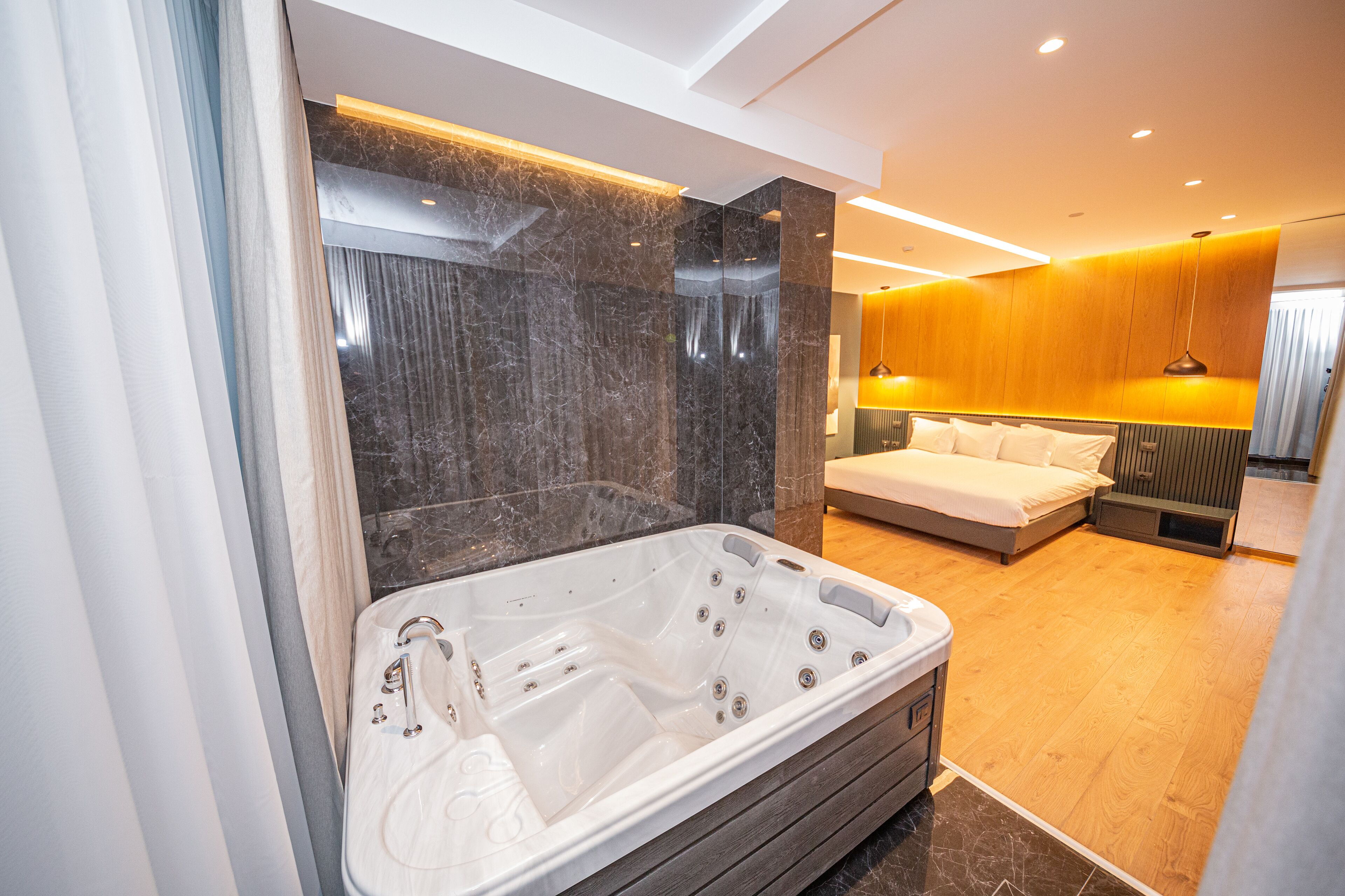 Black Diamond Hotel