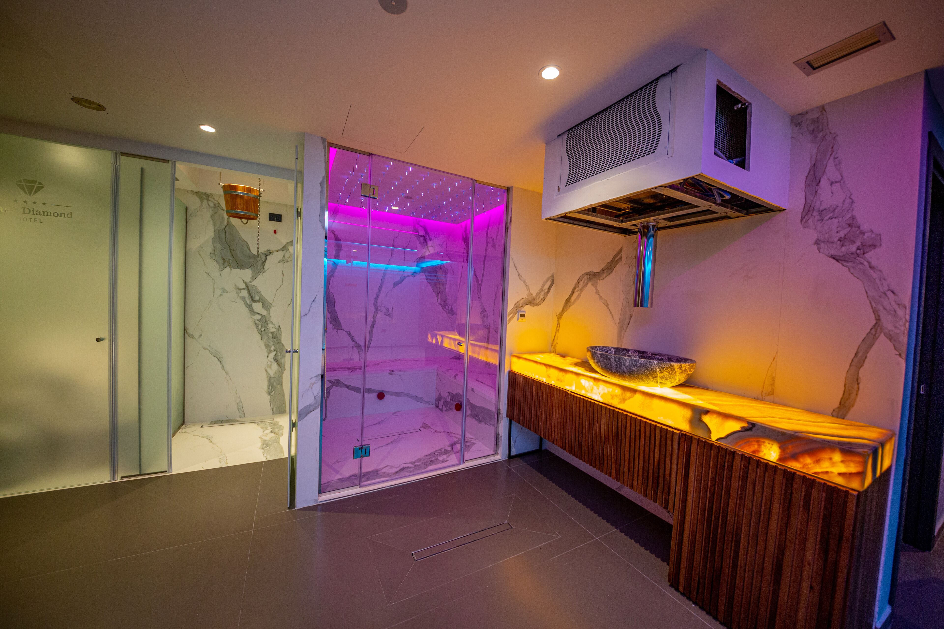 Black Diamond Hotel