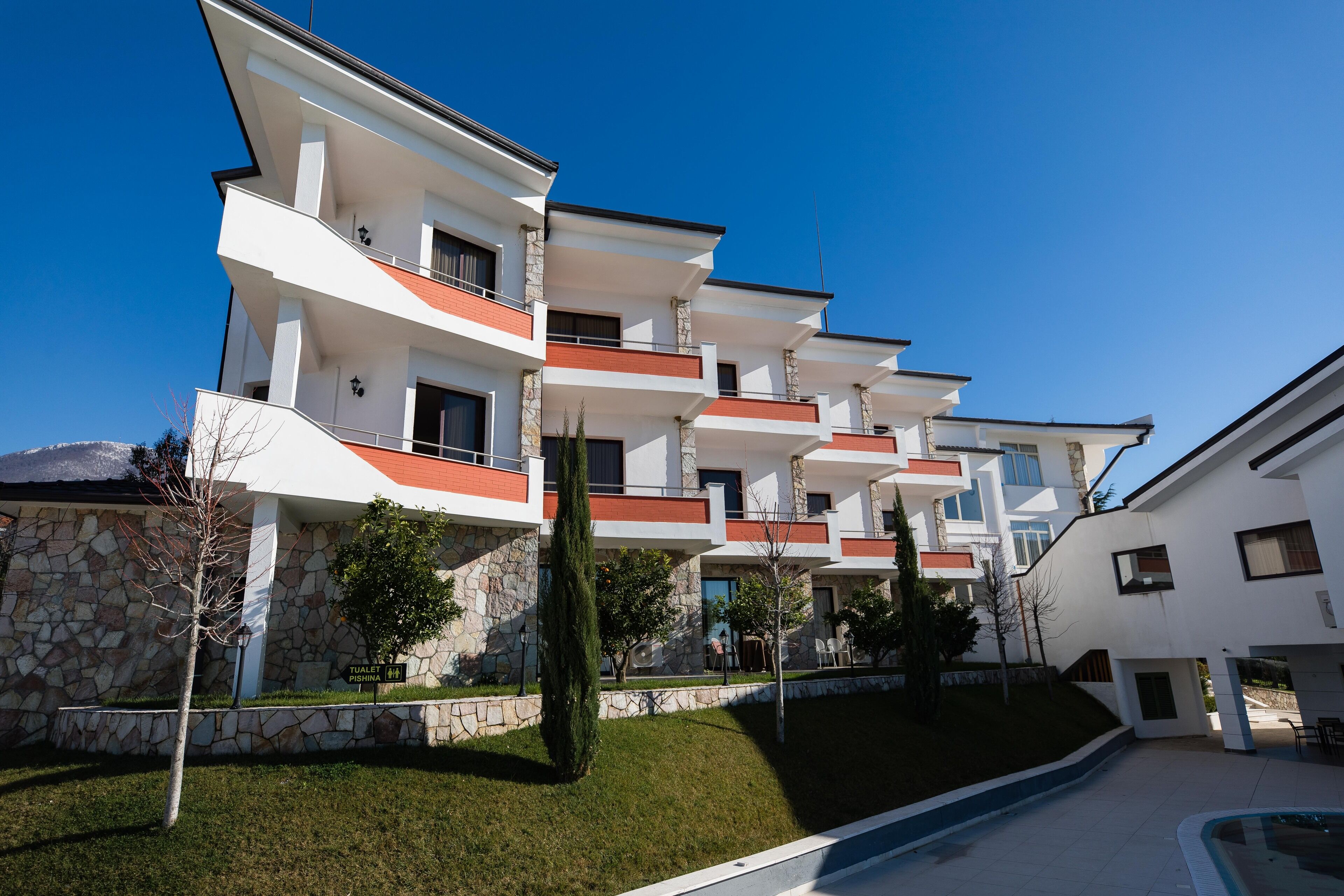 Château Linza Resort