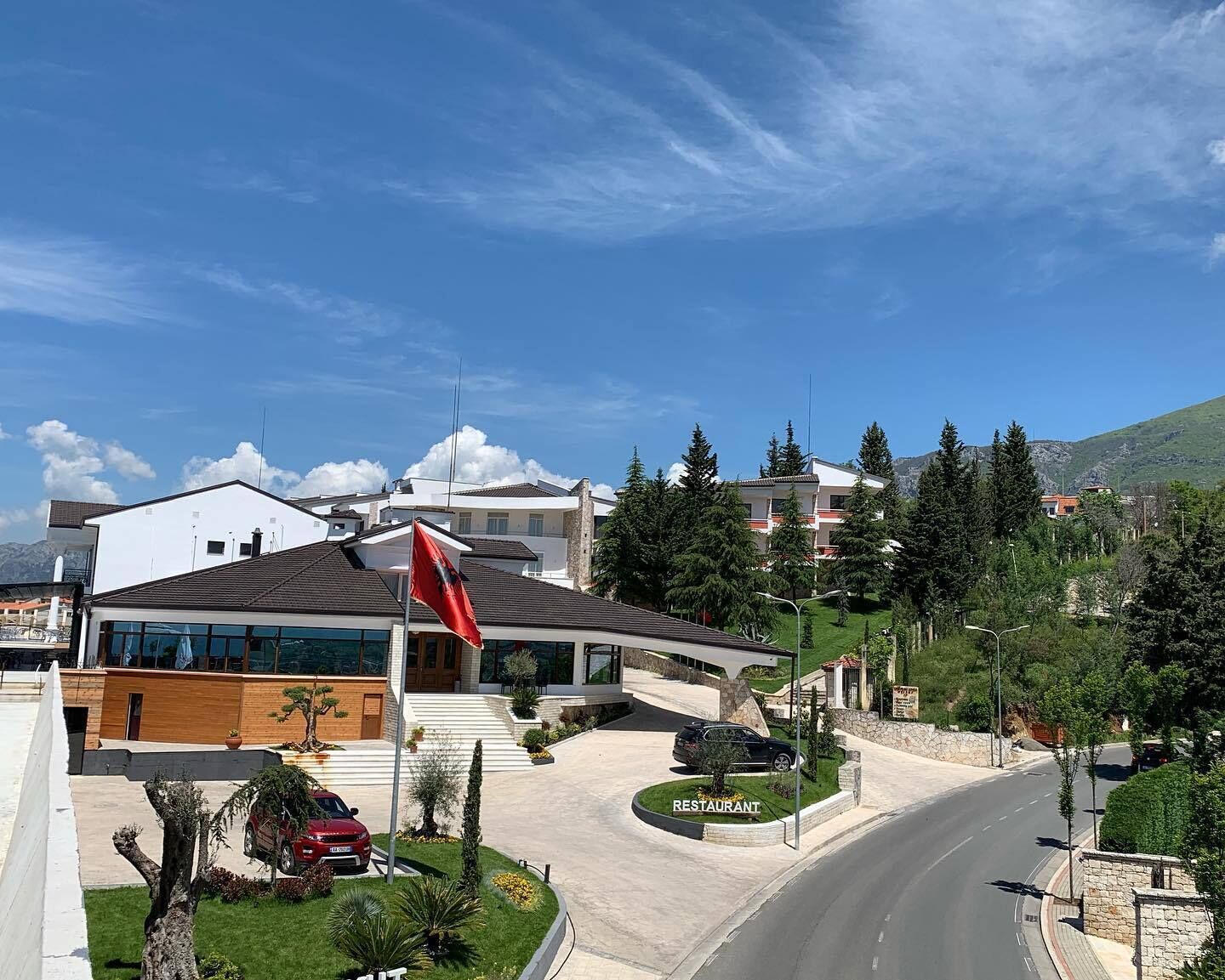 Château Linza Resort