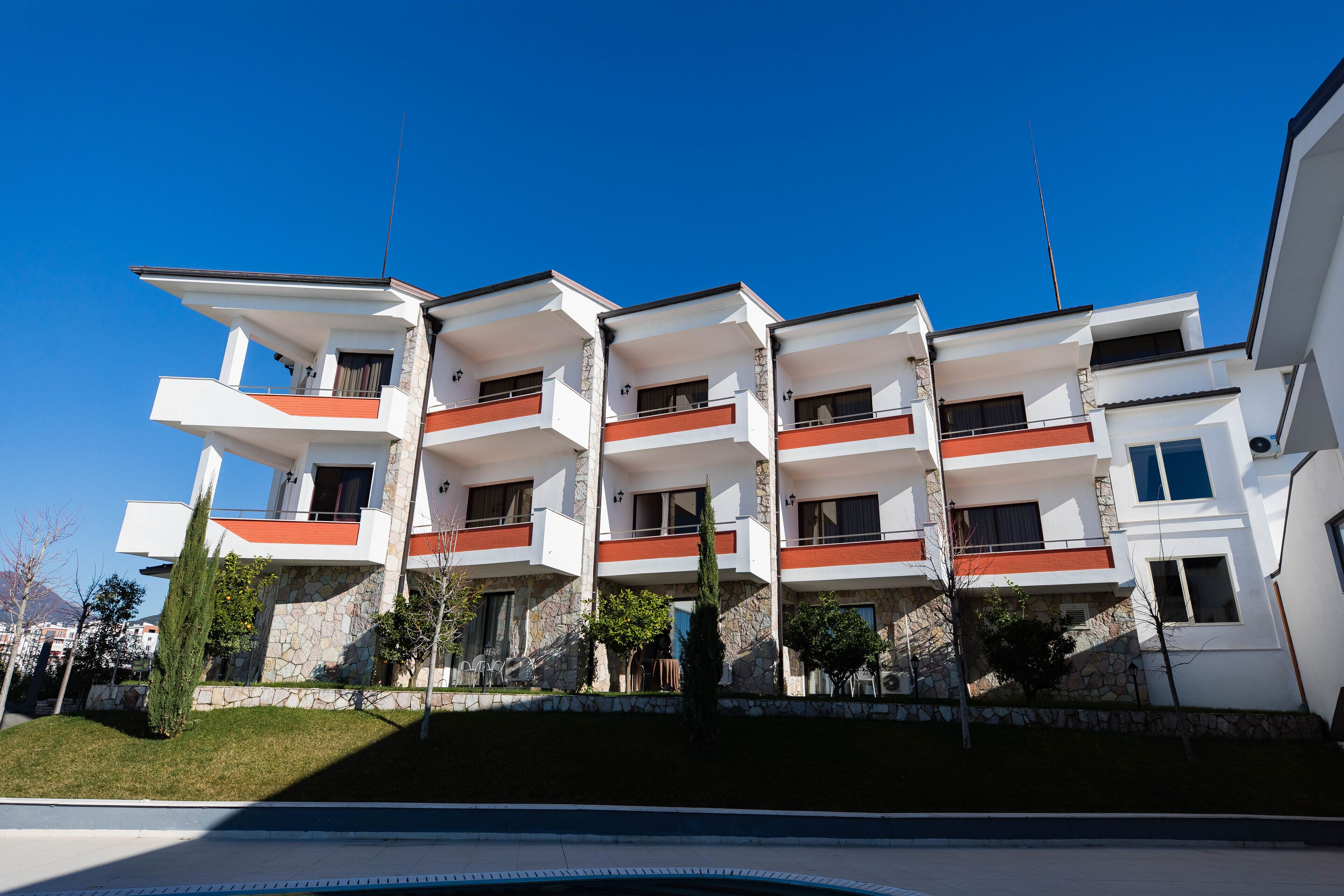 Château Linza Resort