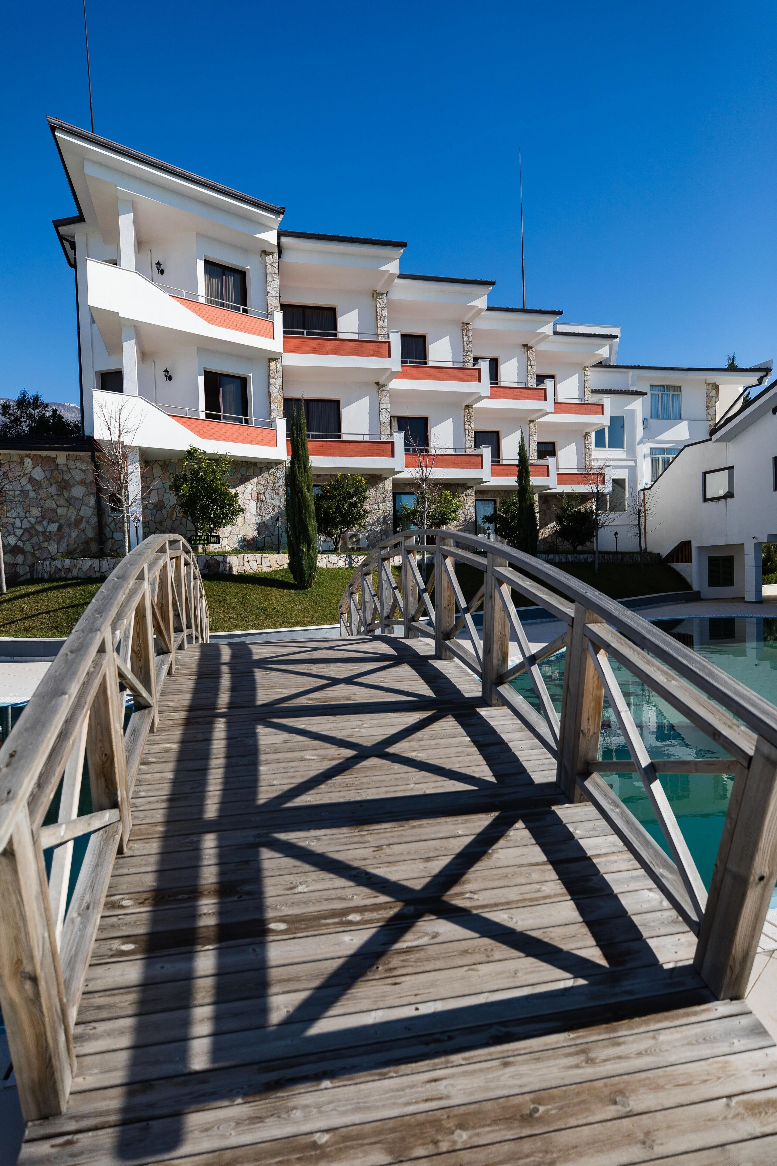 Château Linza Resort