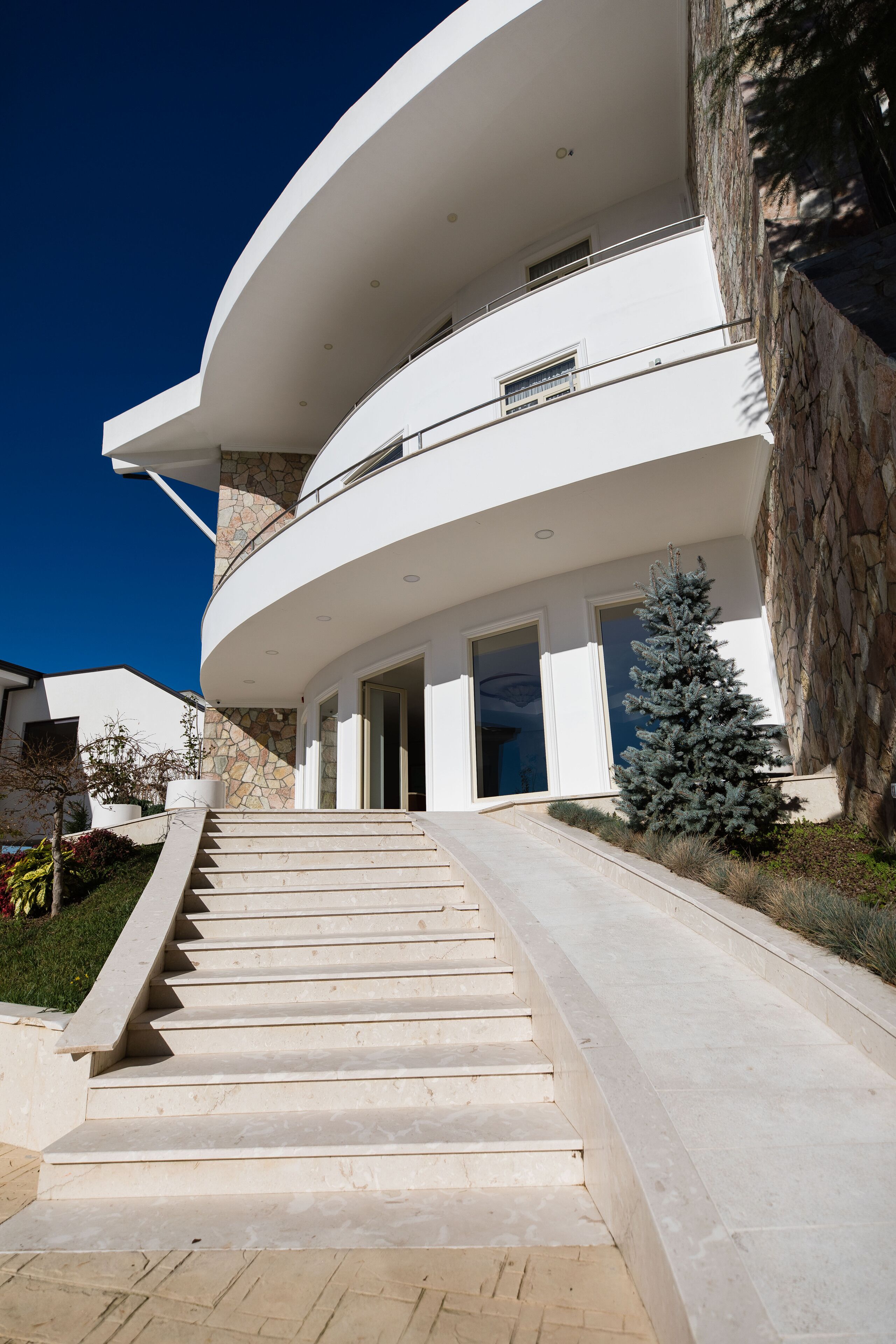 Château Linza Resort