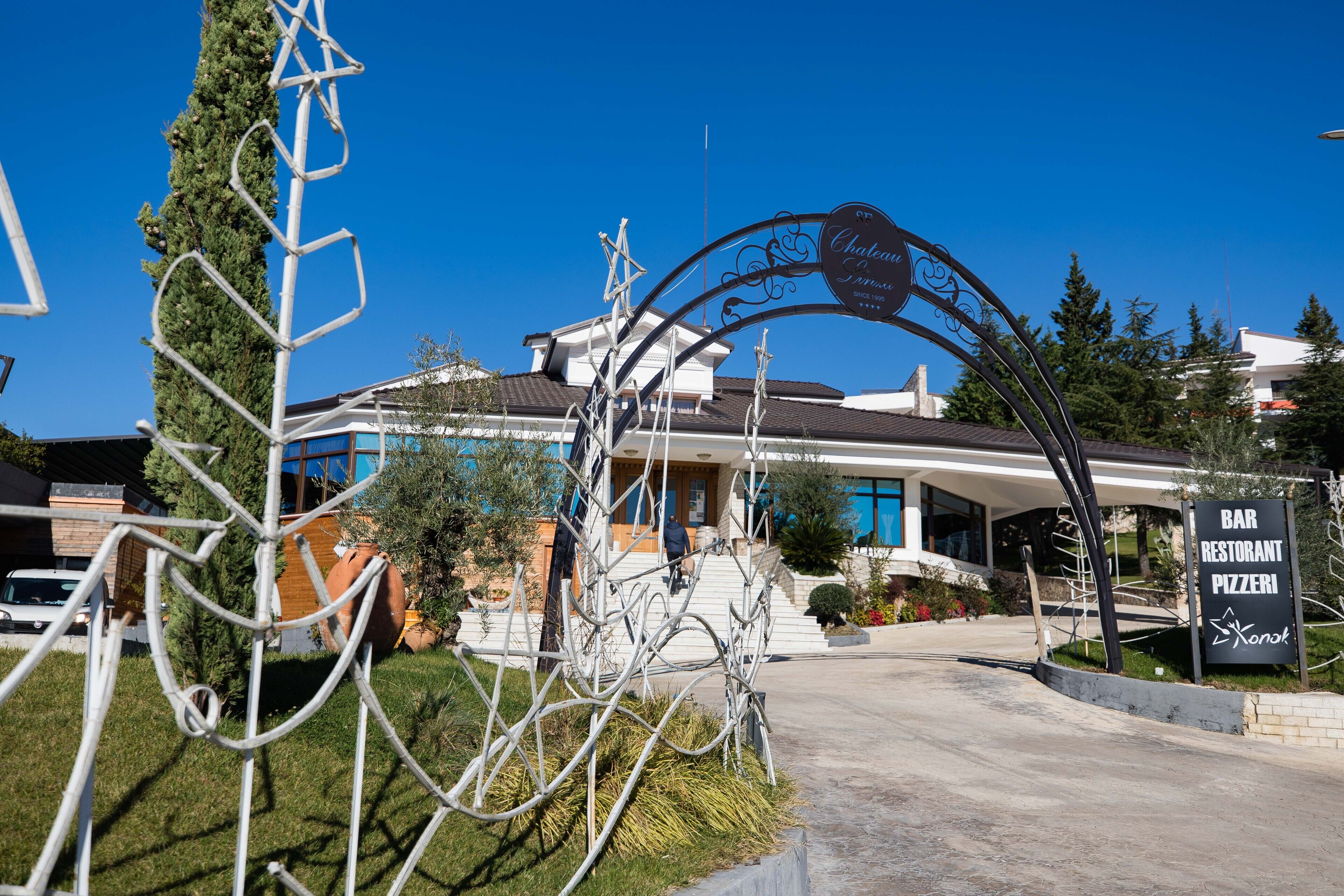 Château Linza Resort