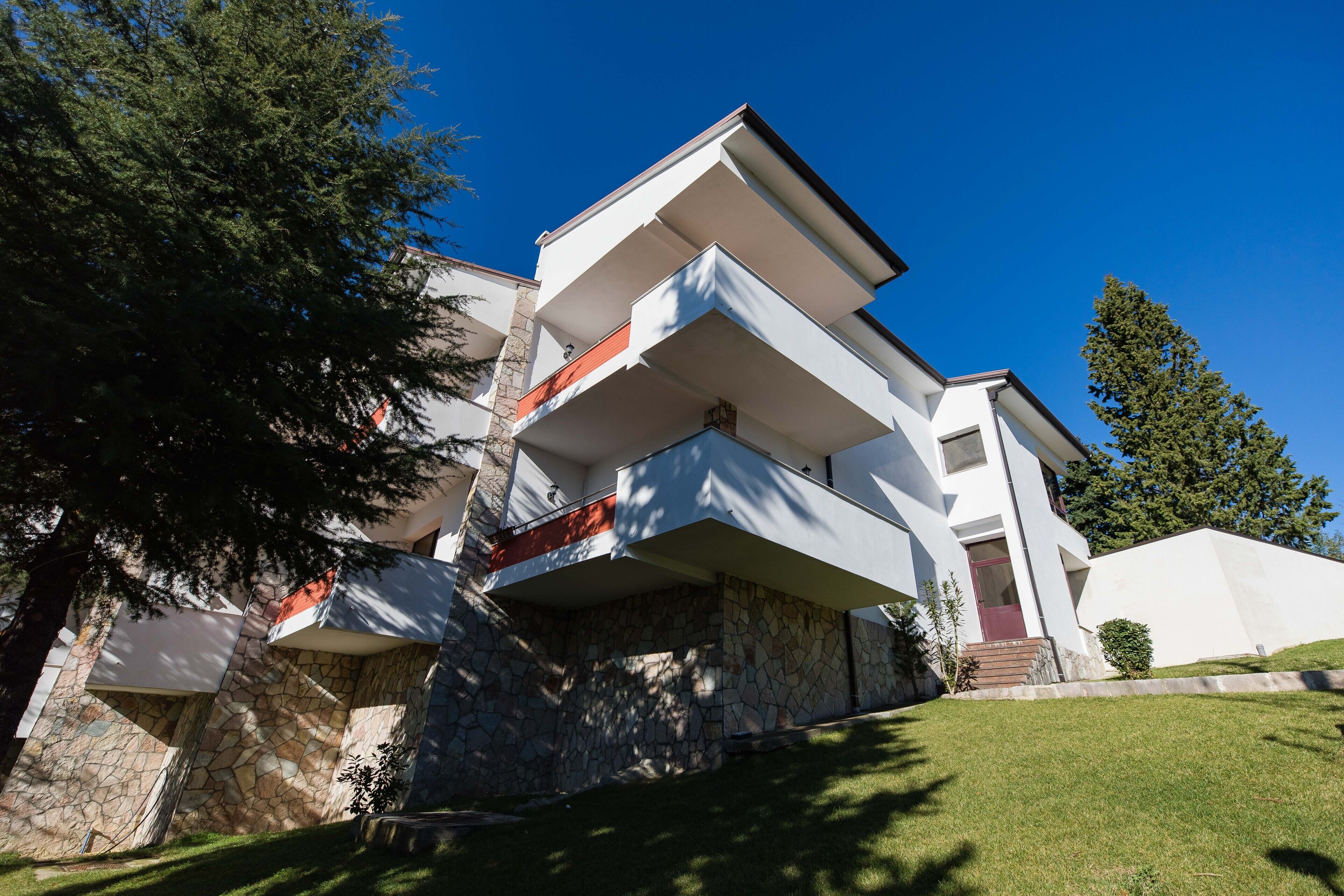 Château Linza Resort