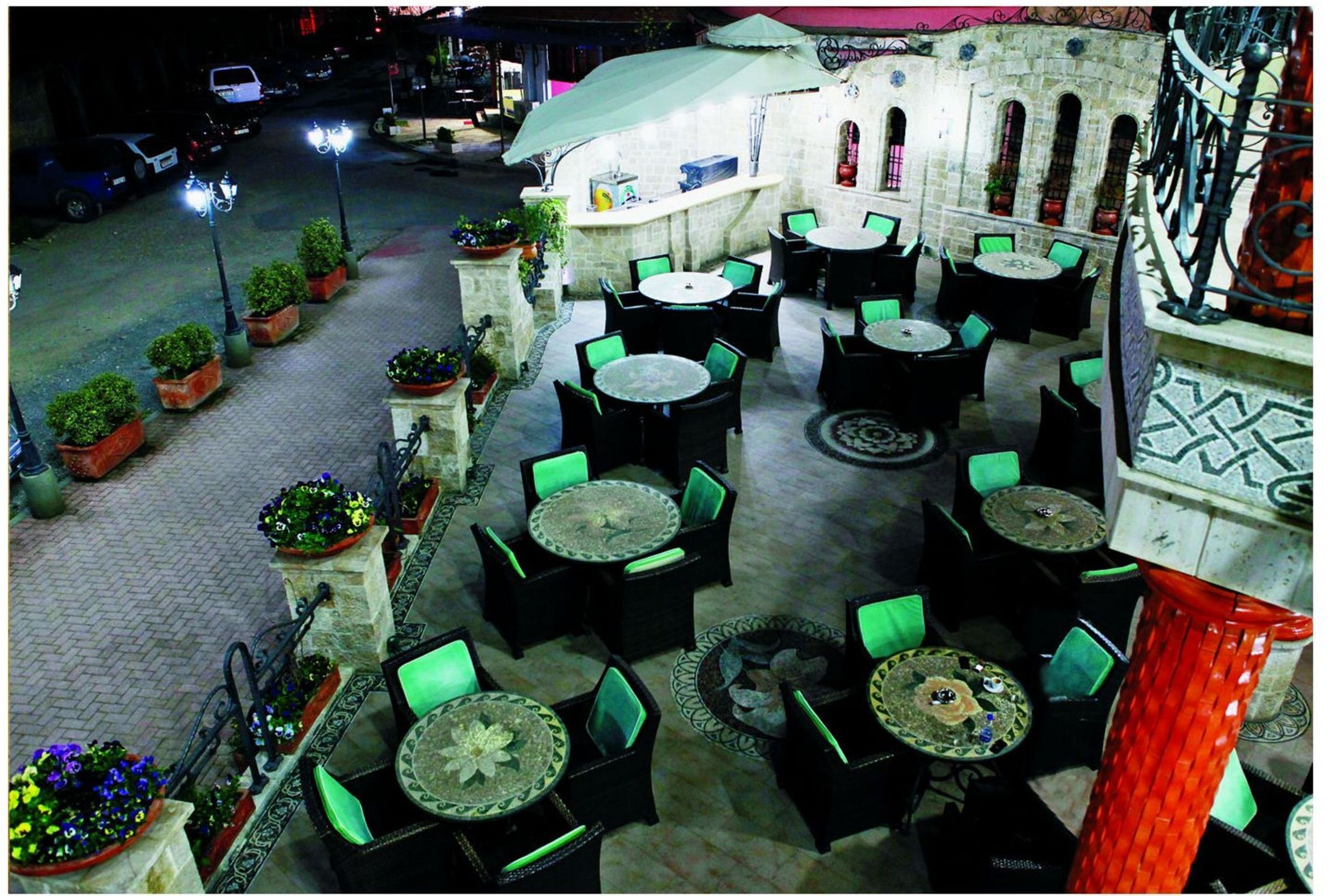 Dinasty Hotel