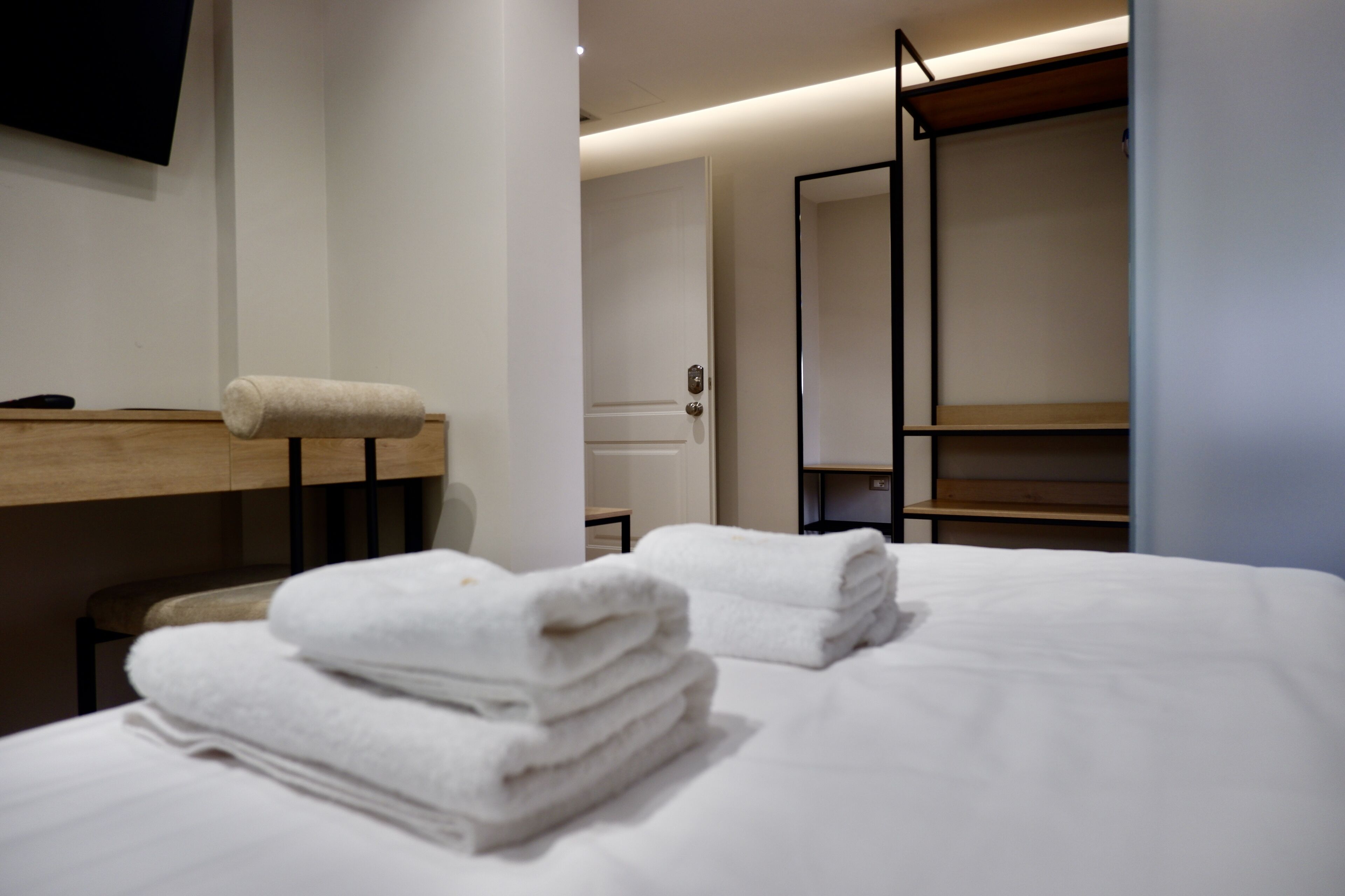 D-Rooms