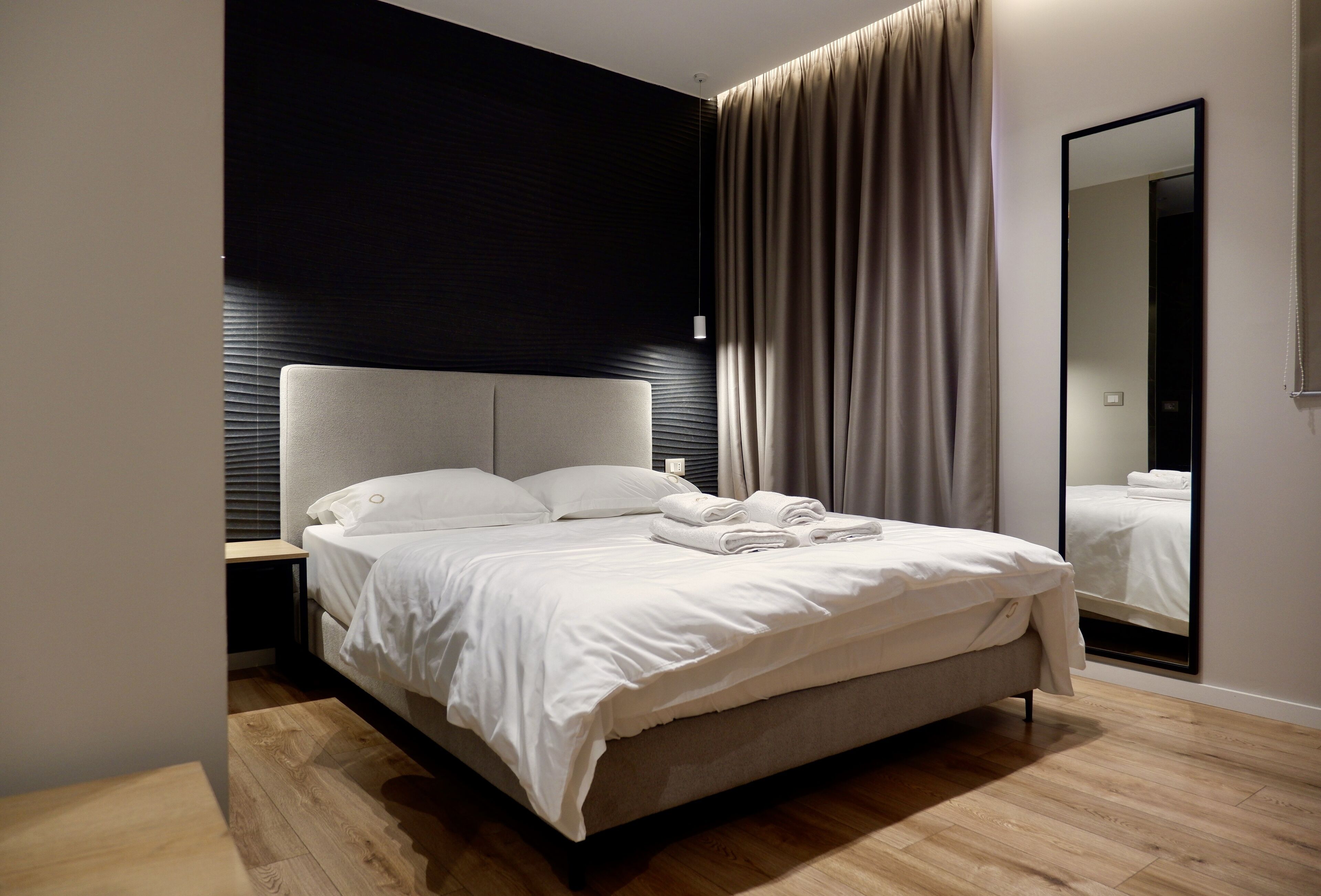 D-Rooms