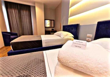 Light Hotel