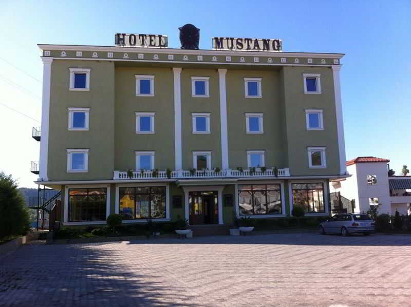Mustang Hotel