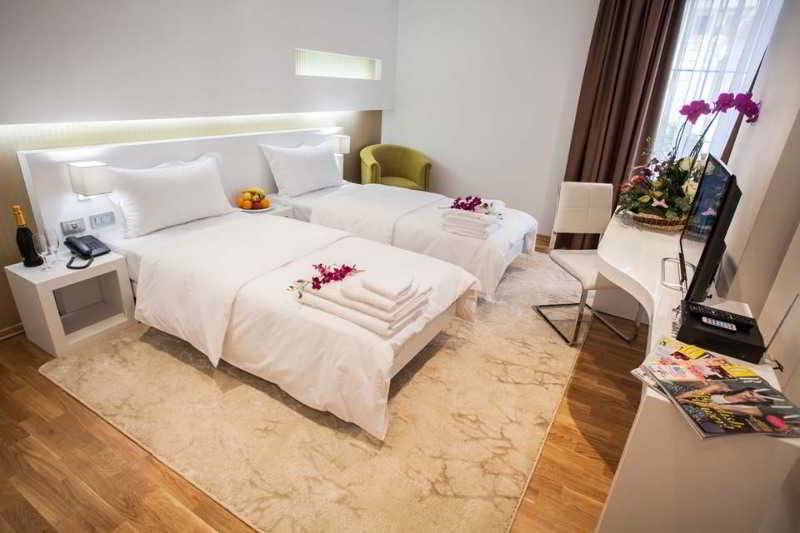 Prestige Hotel