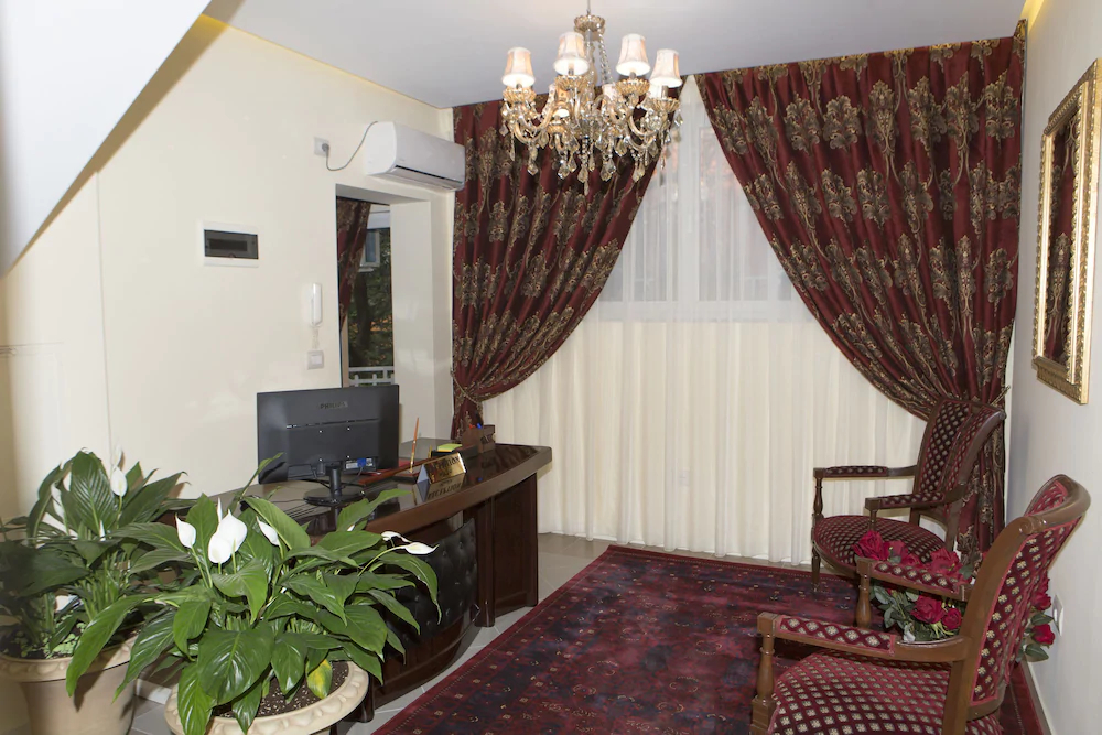 Vila Tako Hotel
