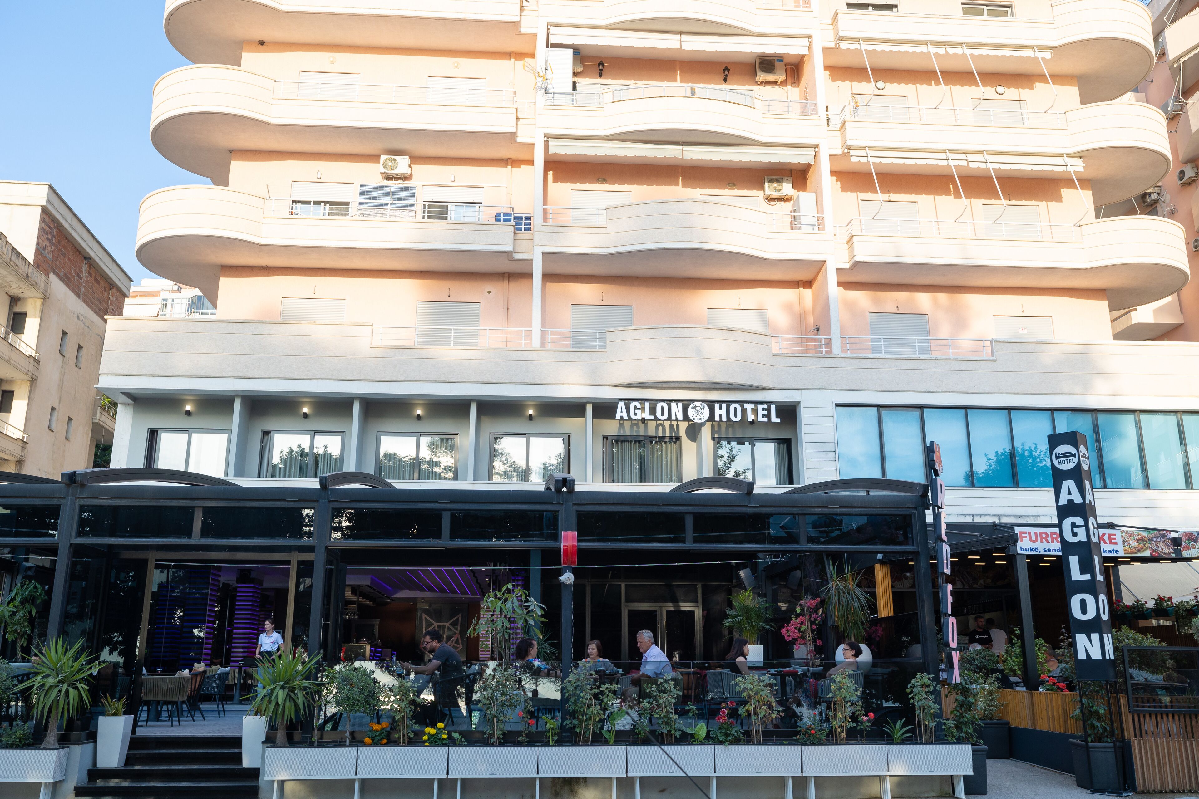 Aglon Twin's Hotel
