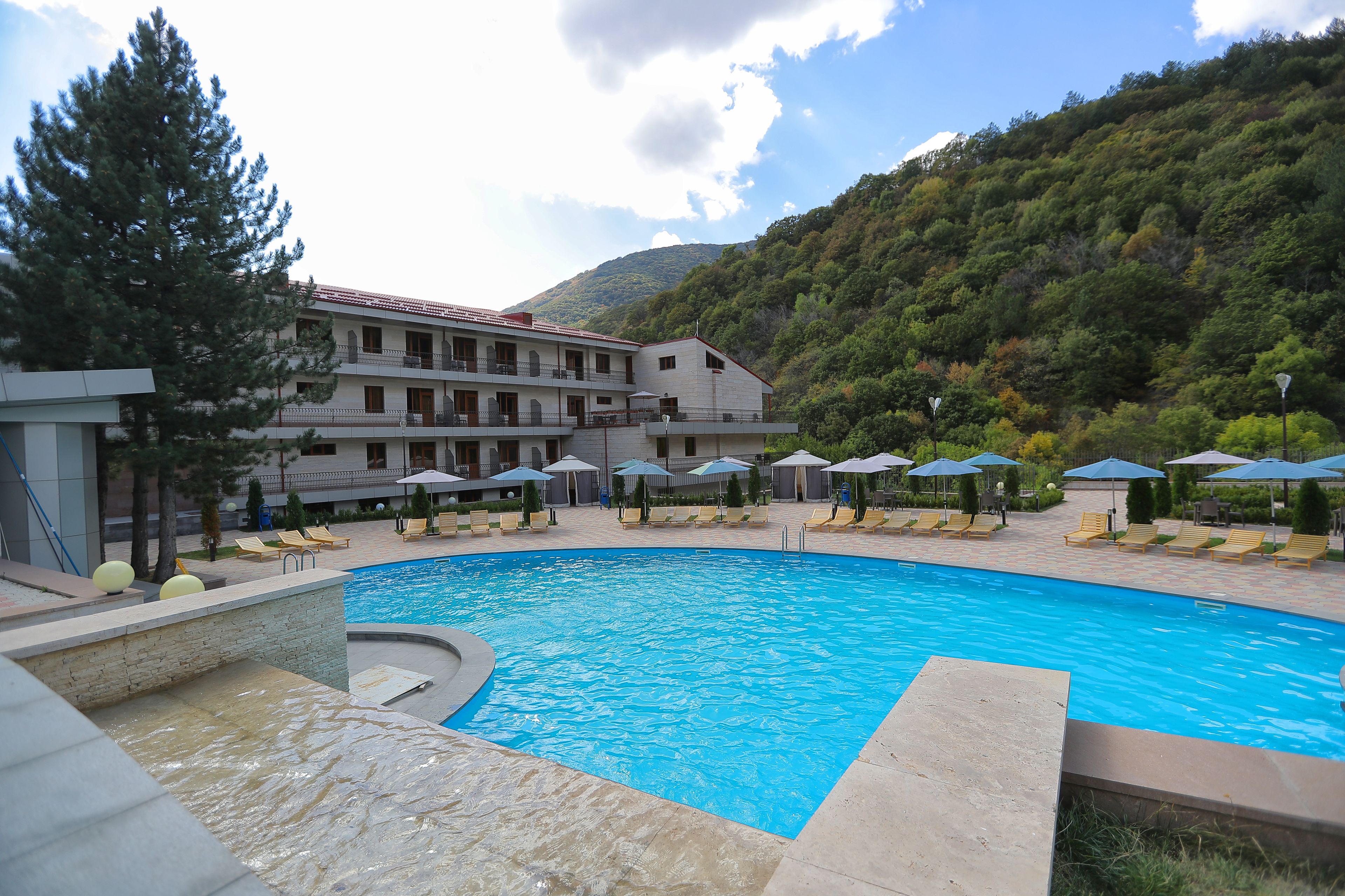 Hotel Aghveran