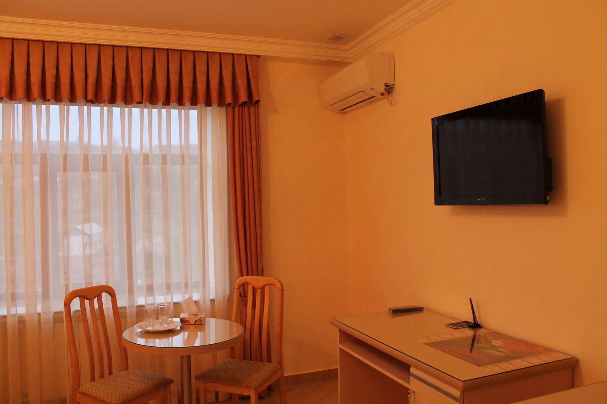 North Star Hotel