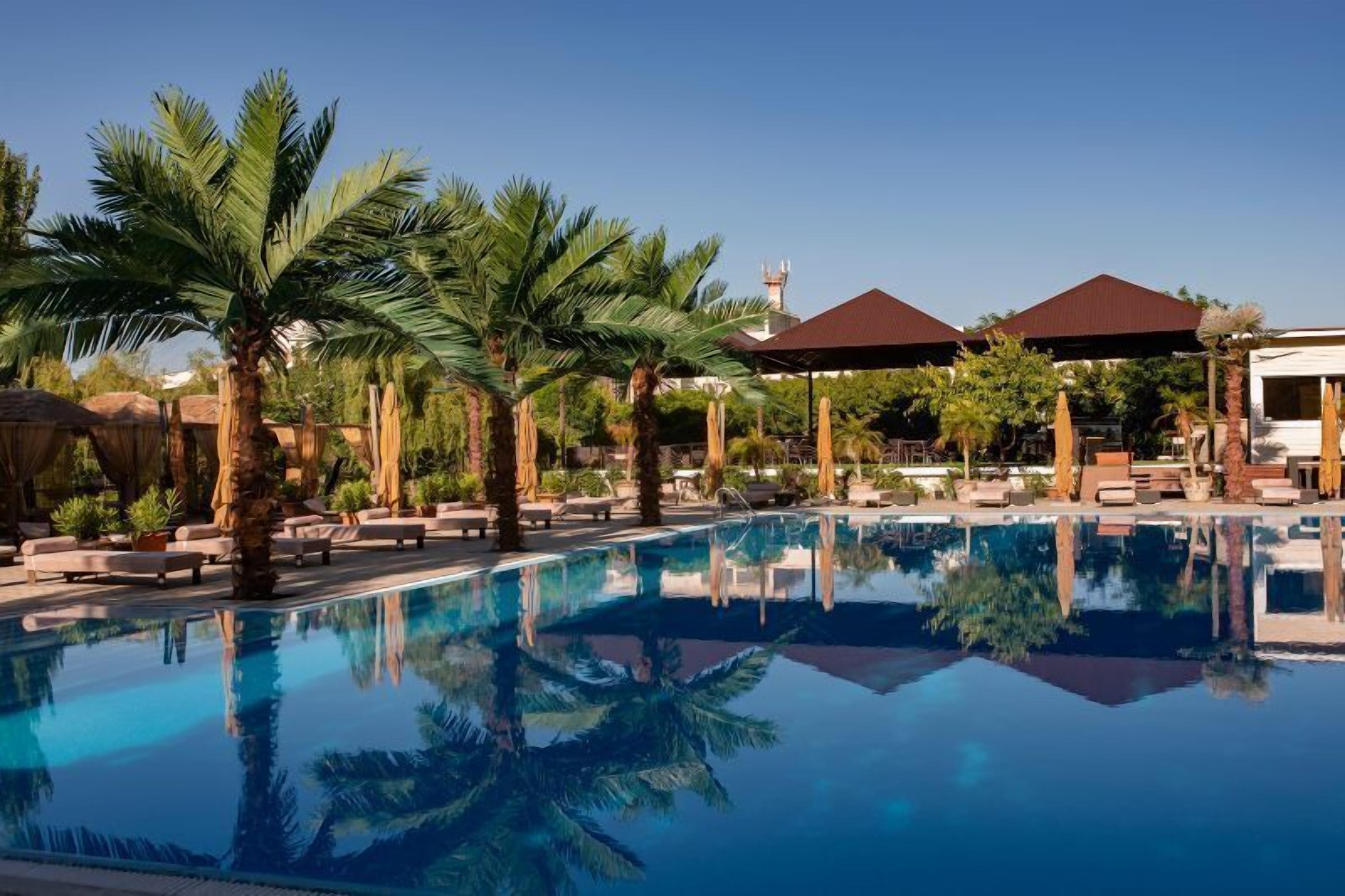 Cross Resort