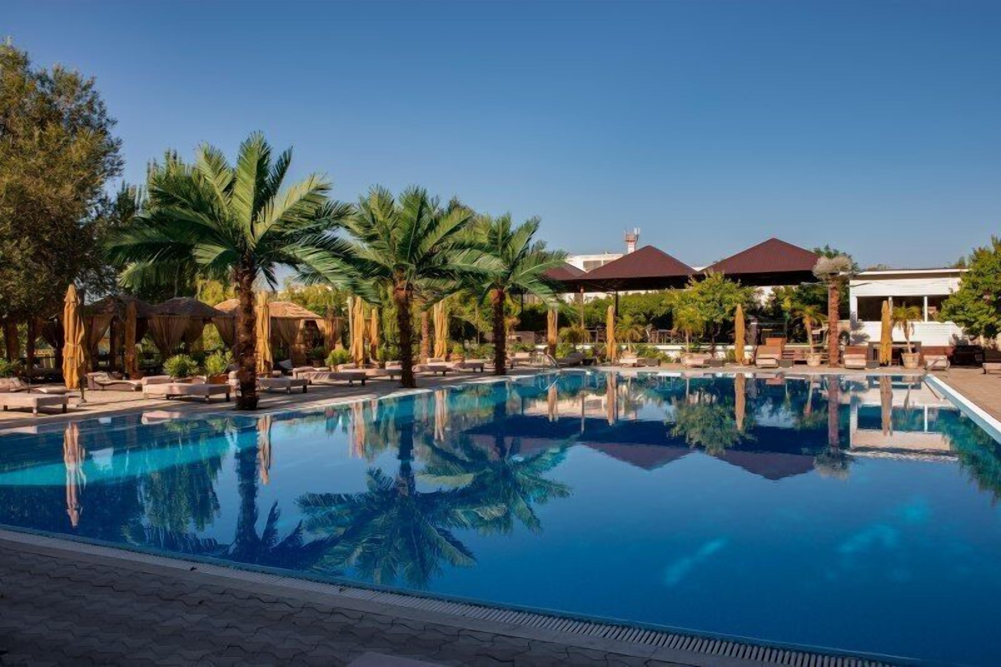 Cross Resort