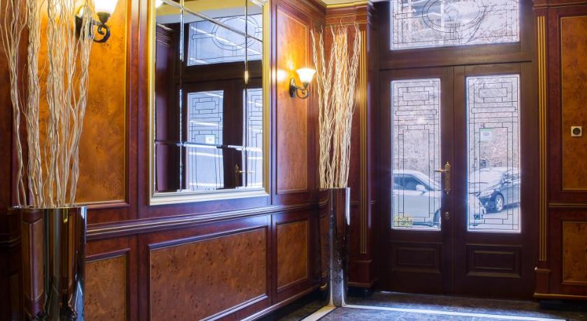 Diamond House Hotel