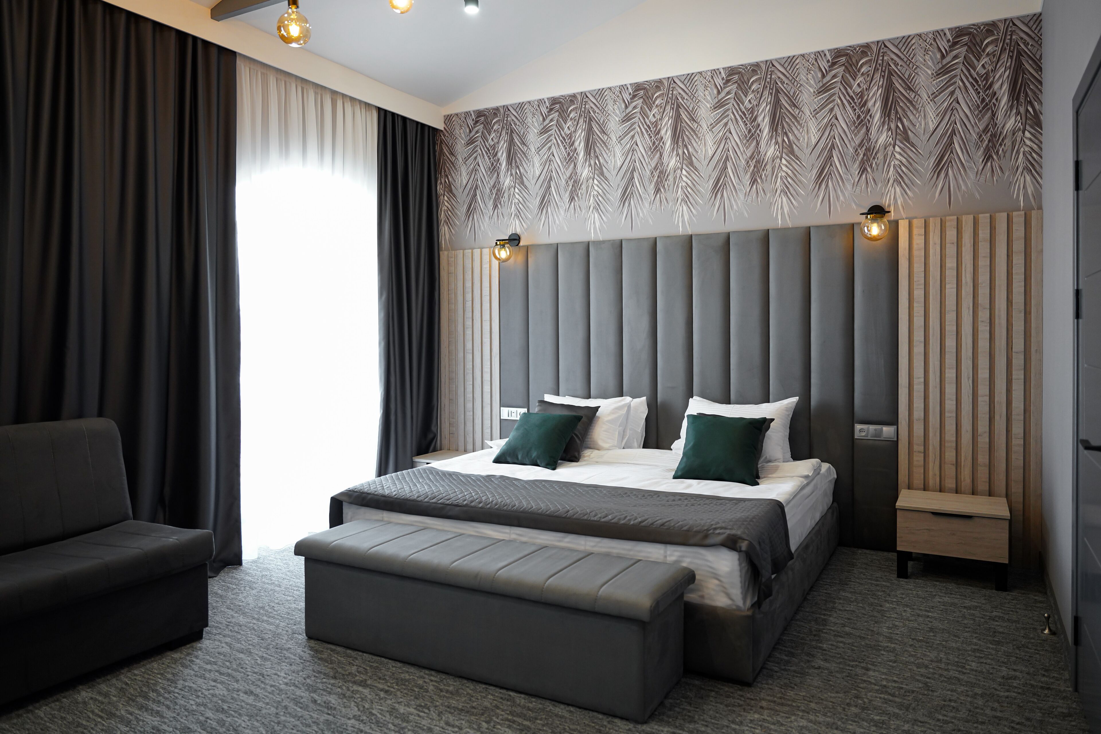 Dynasty Hotel