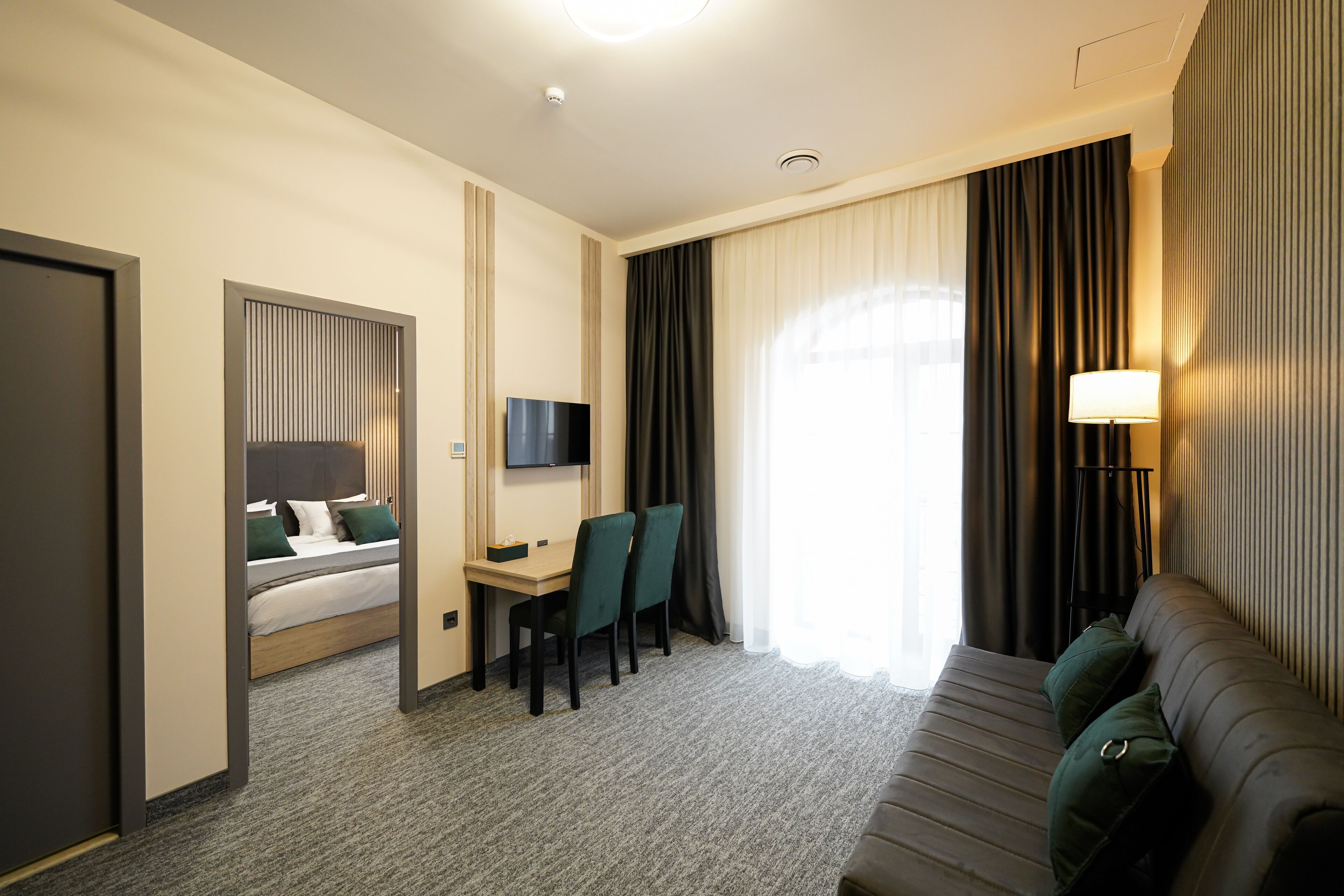 Dynasty Hotel