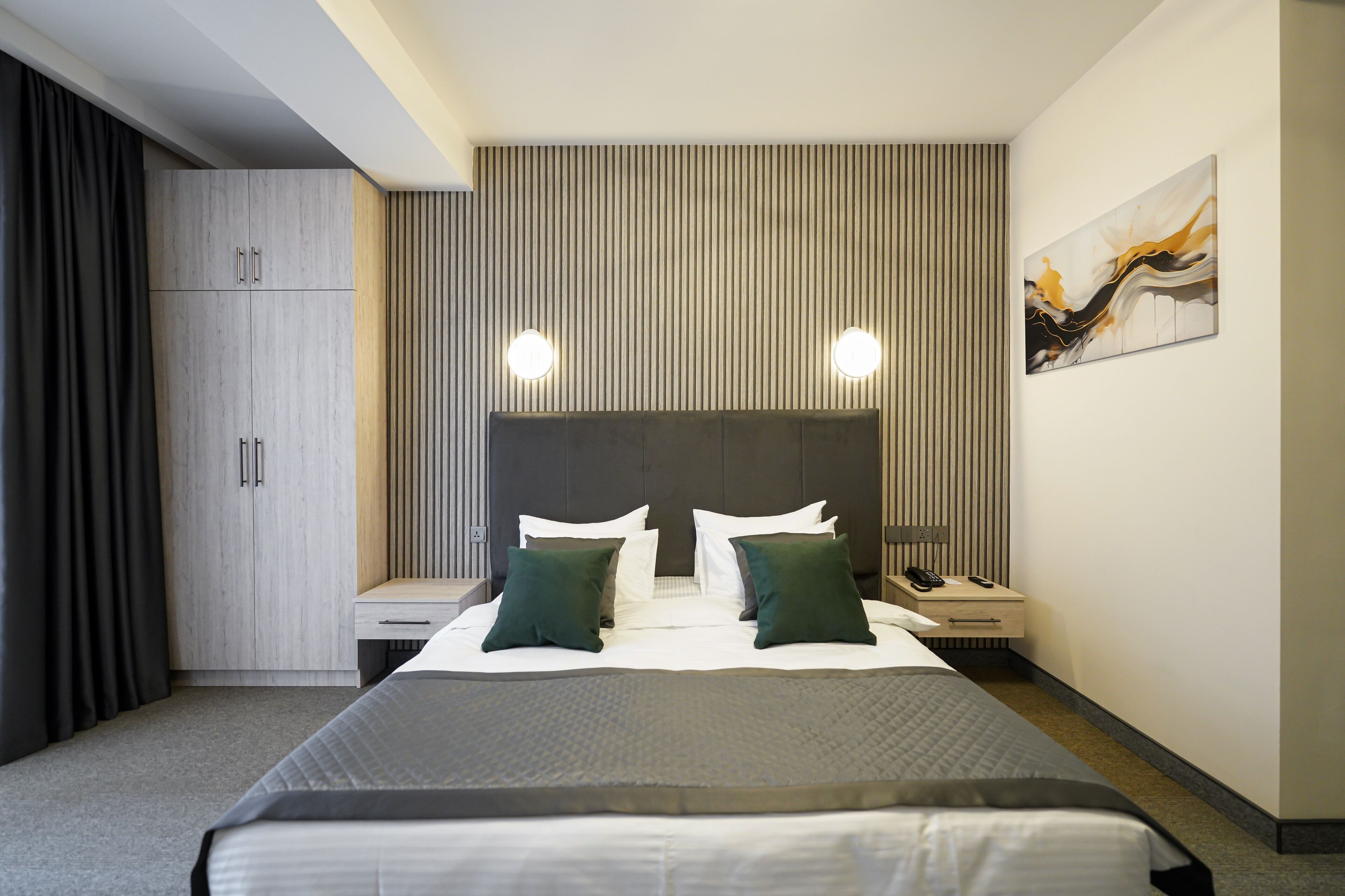 Dynasty Hotel
