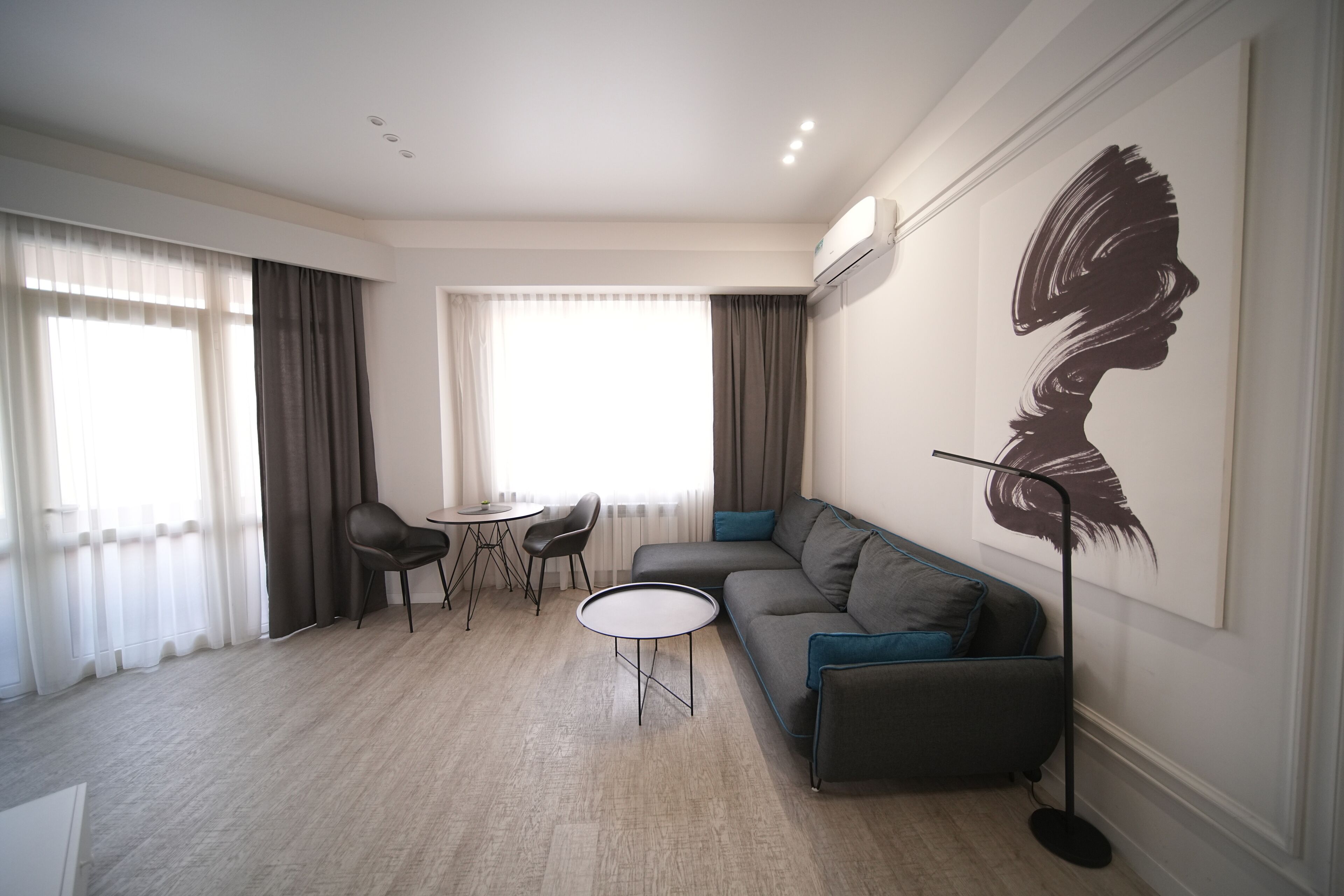 Sweet Home Apartments