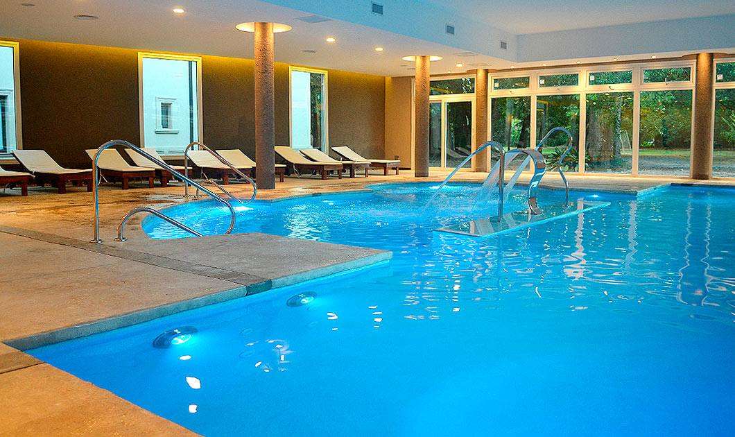 Howard Johnson by Wyndham Escobar Hotel
