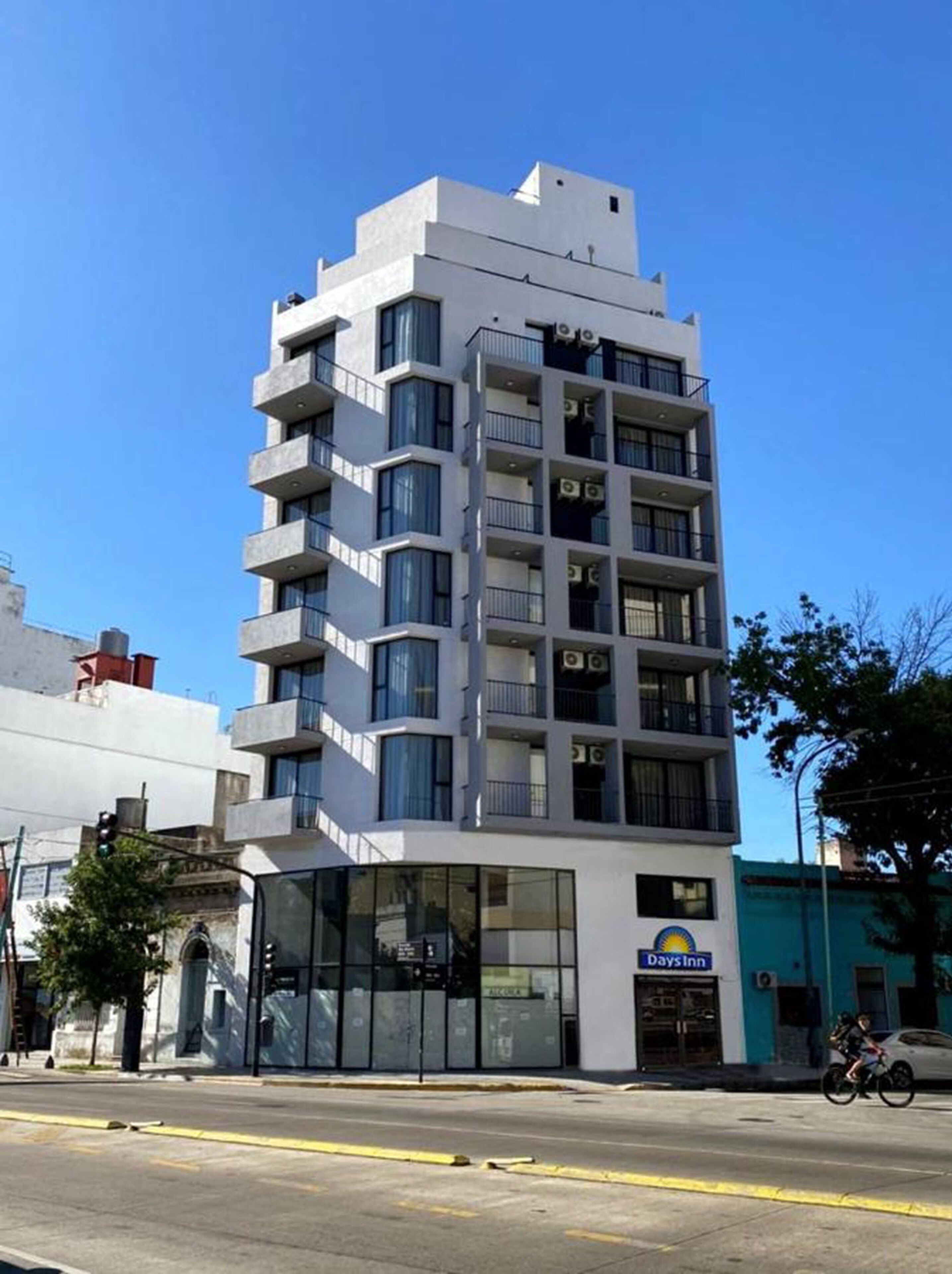 Days Inn by Wyndham Devoto