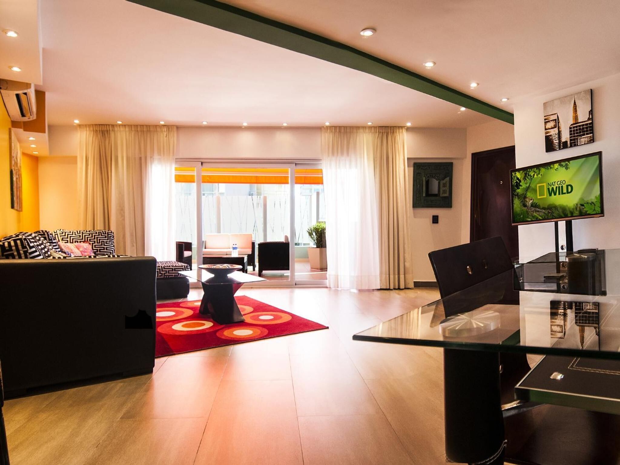 Shoshana Apart Boutique