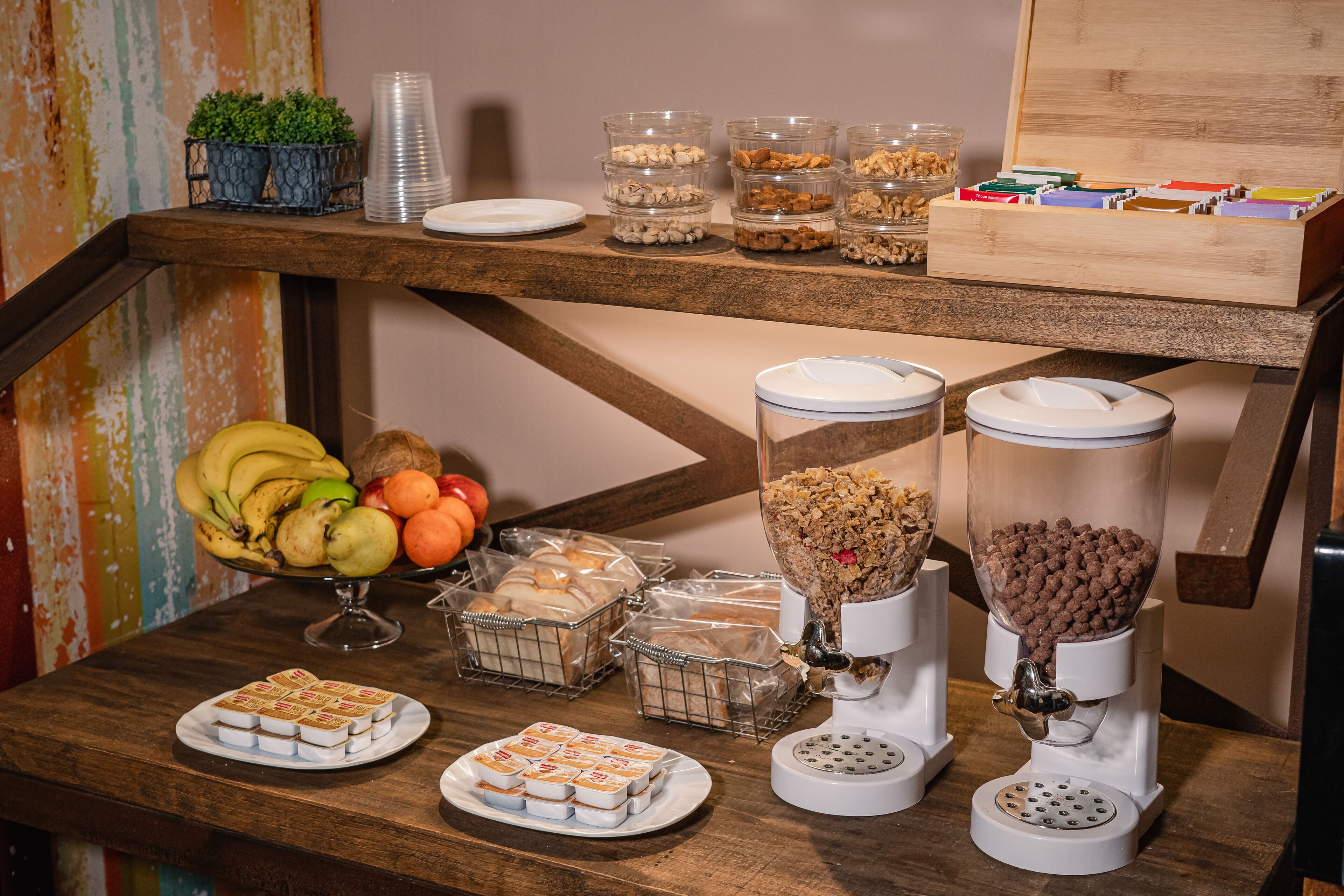 Shoshana Apart Boutique