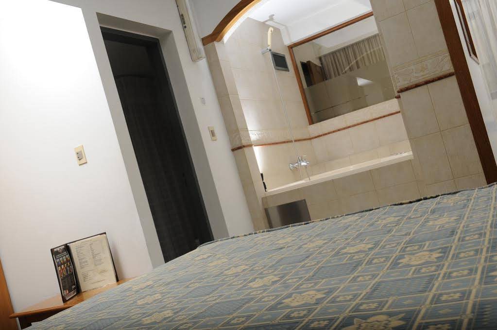 Hotel & Apart Argentino La Plata