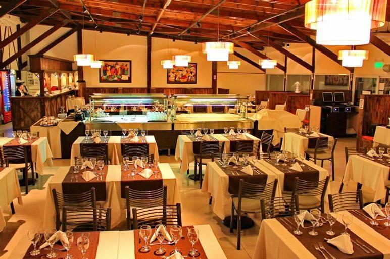 Howard Johnson San Pedro