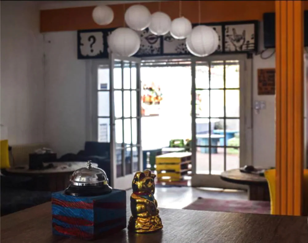 Ananta Hostel & Bar
