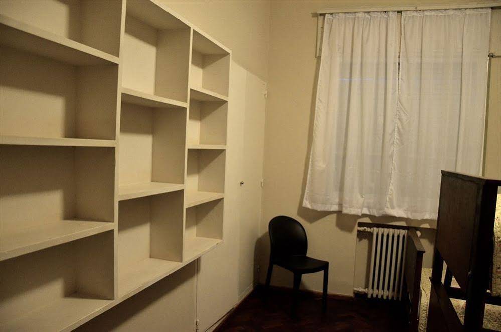 Lemmy Hostel Boutique
