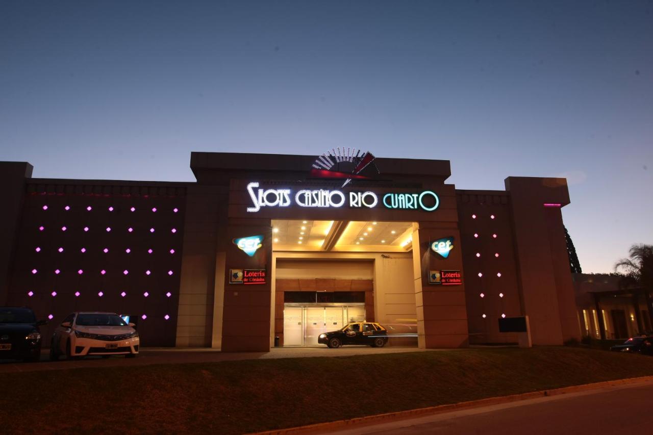Howard Johnson by Wyndham Rio Cuarto Casino