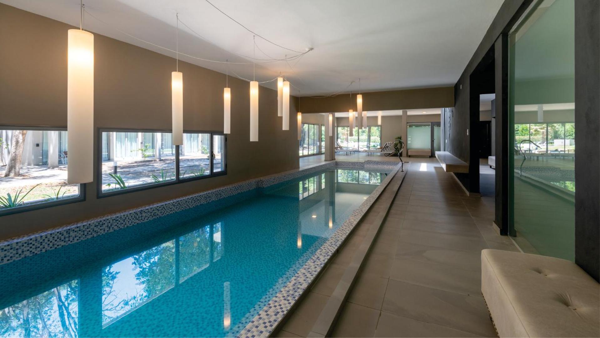 Calina Hotel