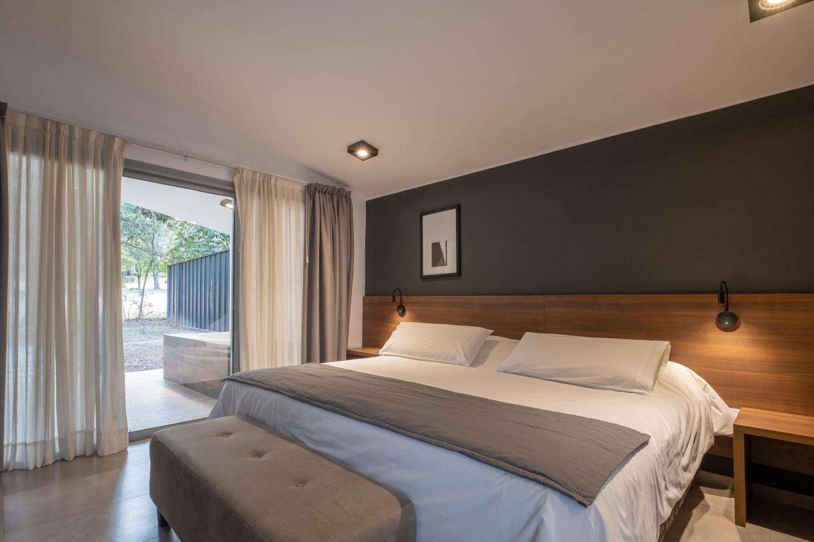 Calina Hotel