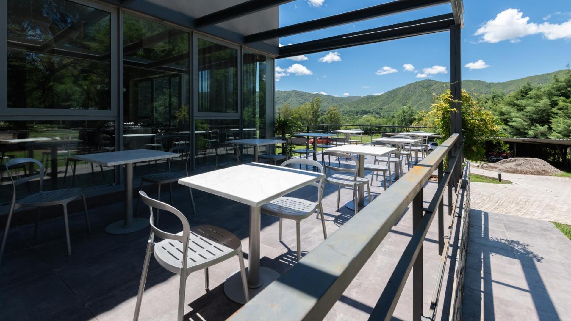 Calina Hotel