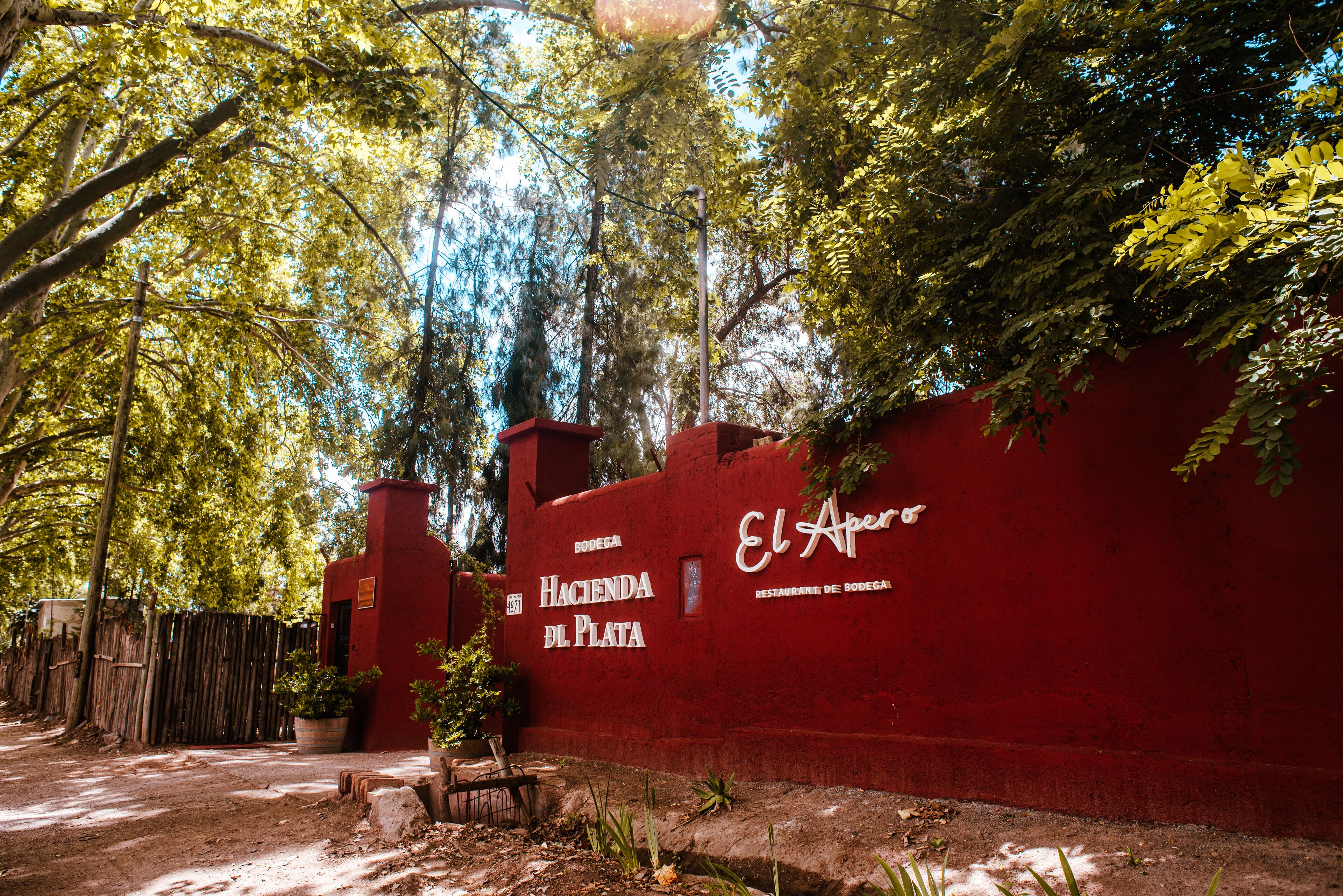 Lodwine Lodges