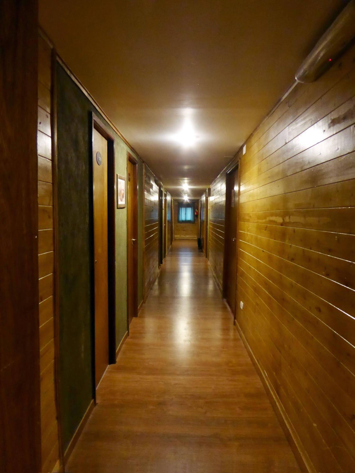 Hualum Hotel