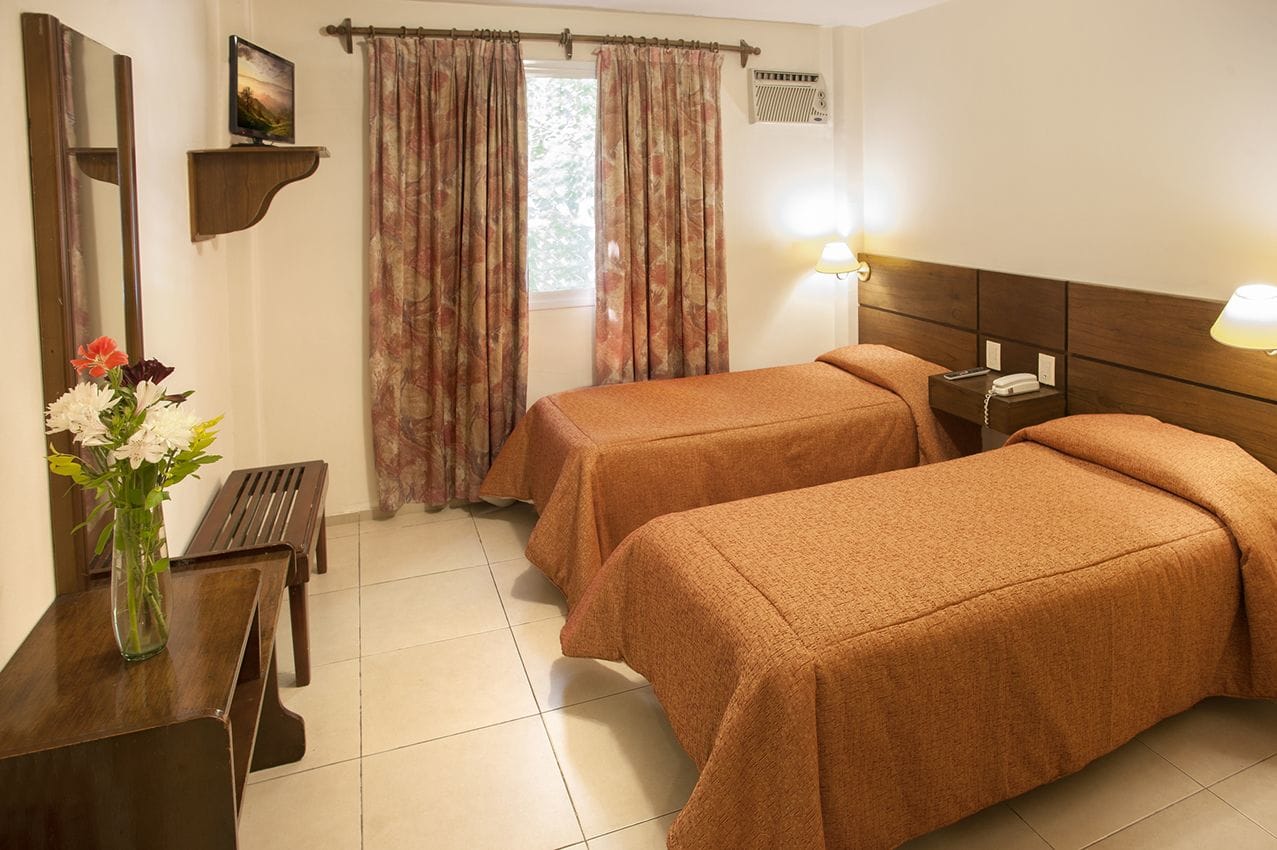 Hotel Carolla Gold