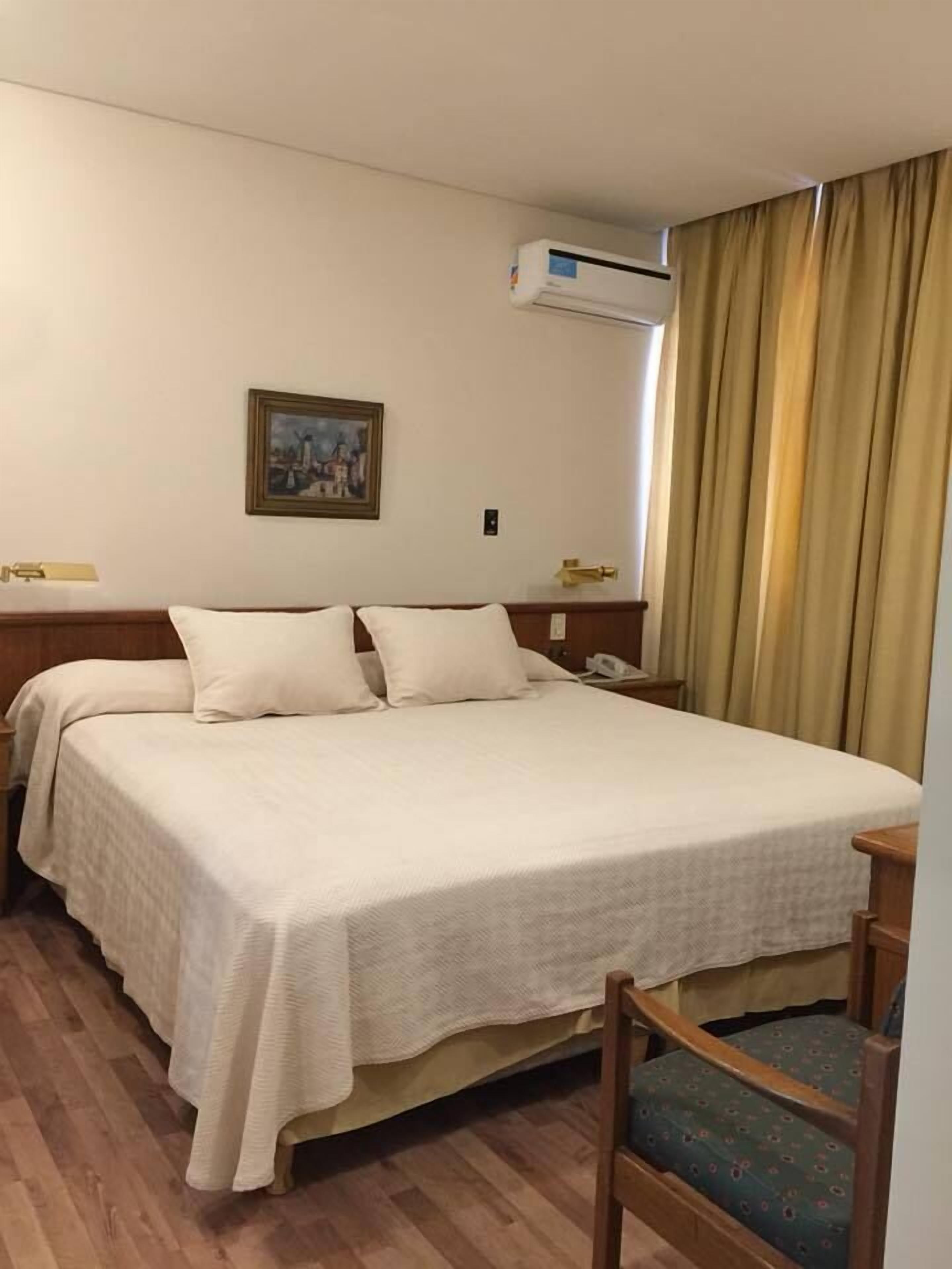 Hotel Cervantes