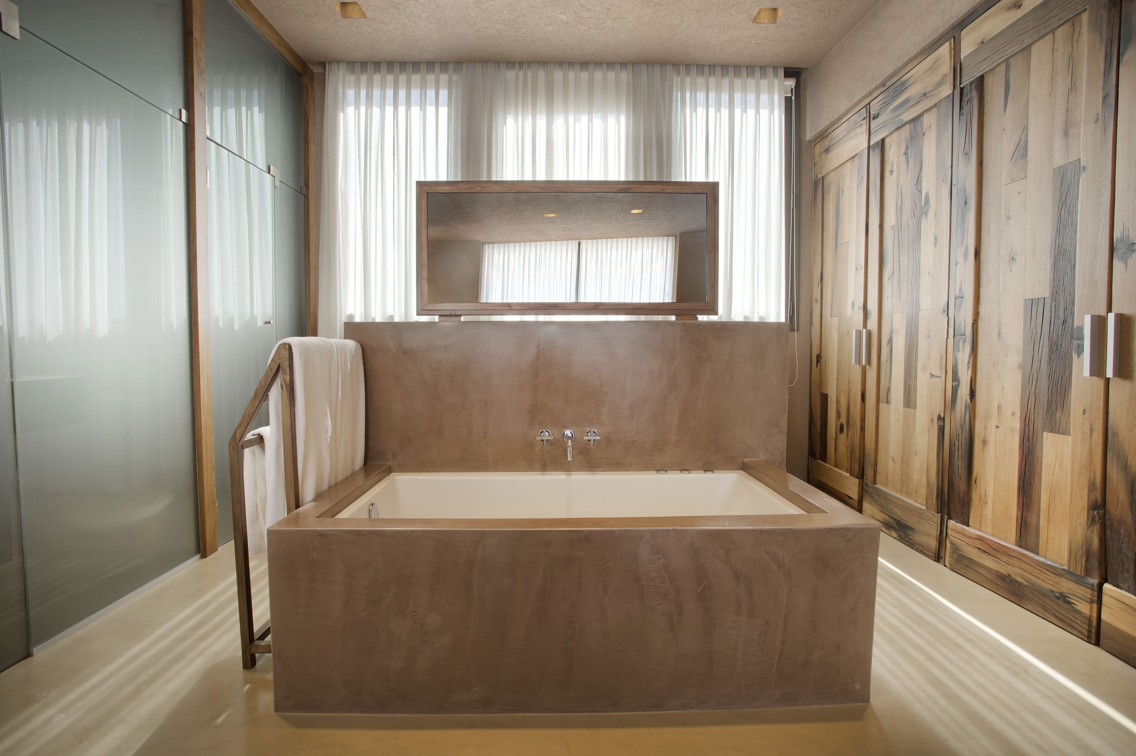 Rosell Boher Lodge
