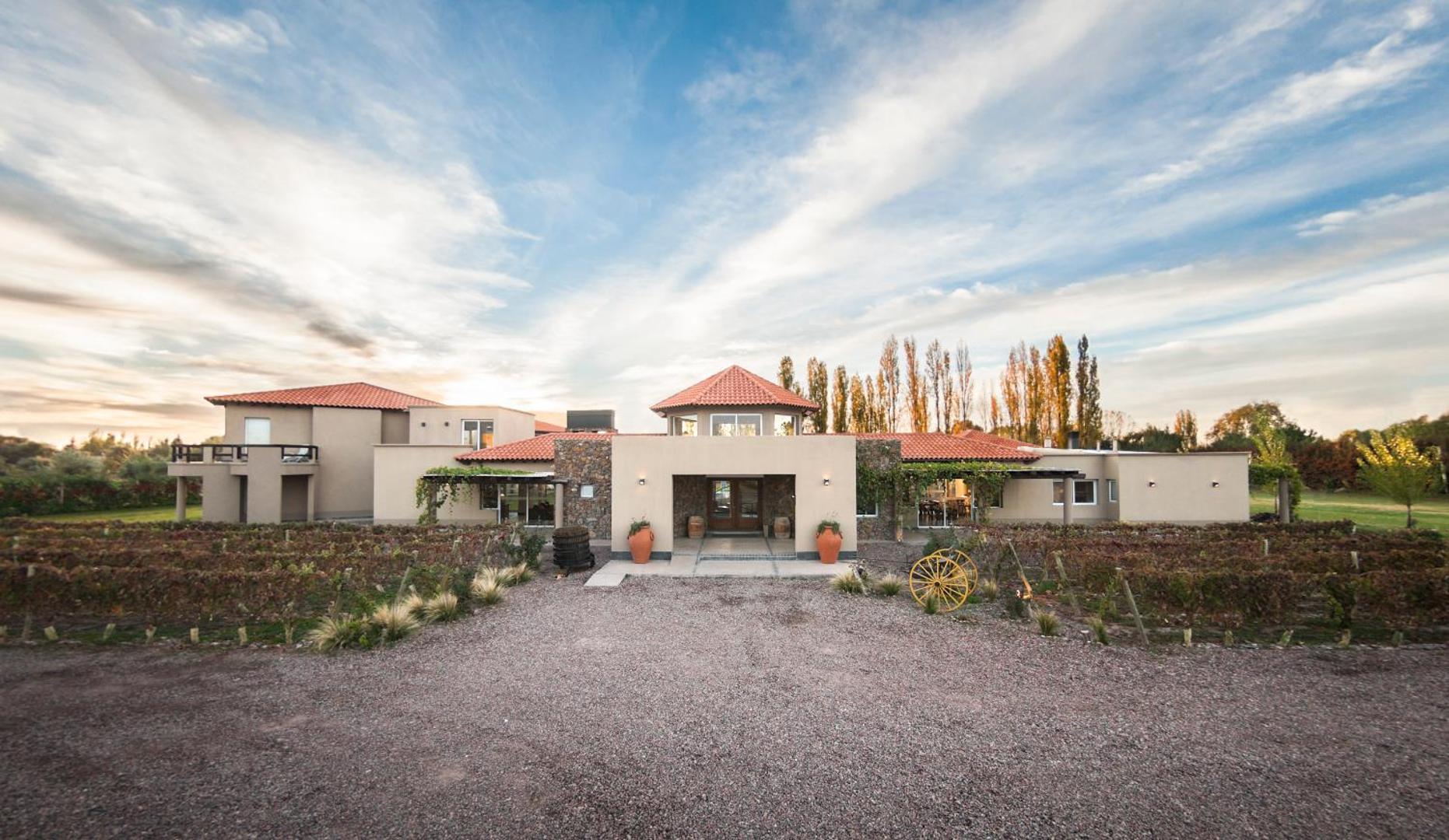 Villa Mansa, Wine Hotel & Spa